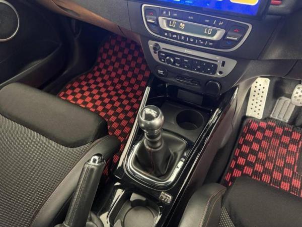 Renault Megane view 75