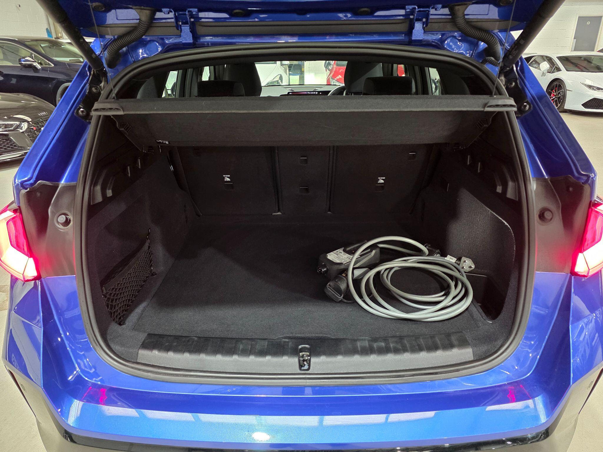 BMW Ix1 view 30