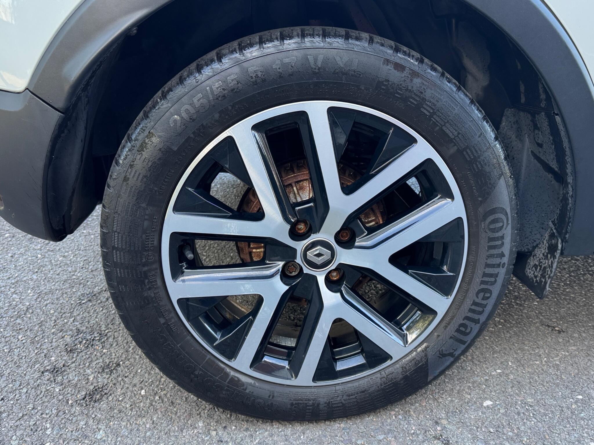 Renault Captur view 18