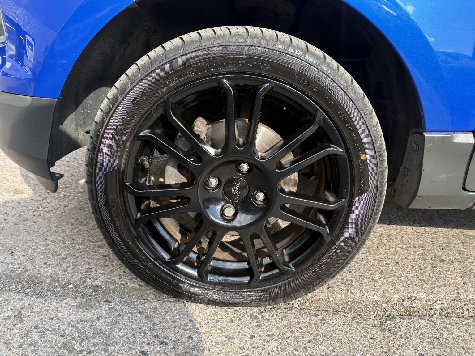 Ford Ecosport view 28