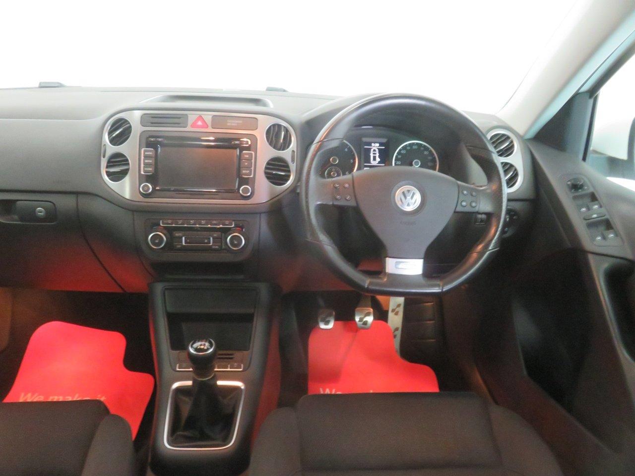 Volkswagen Tiguan view 42