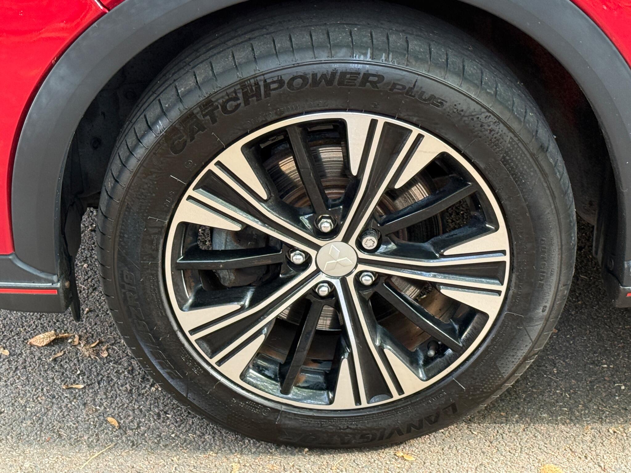 Mitsubishi Eclipse Cross - Image 14