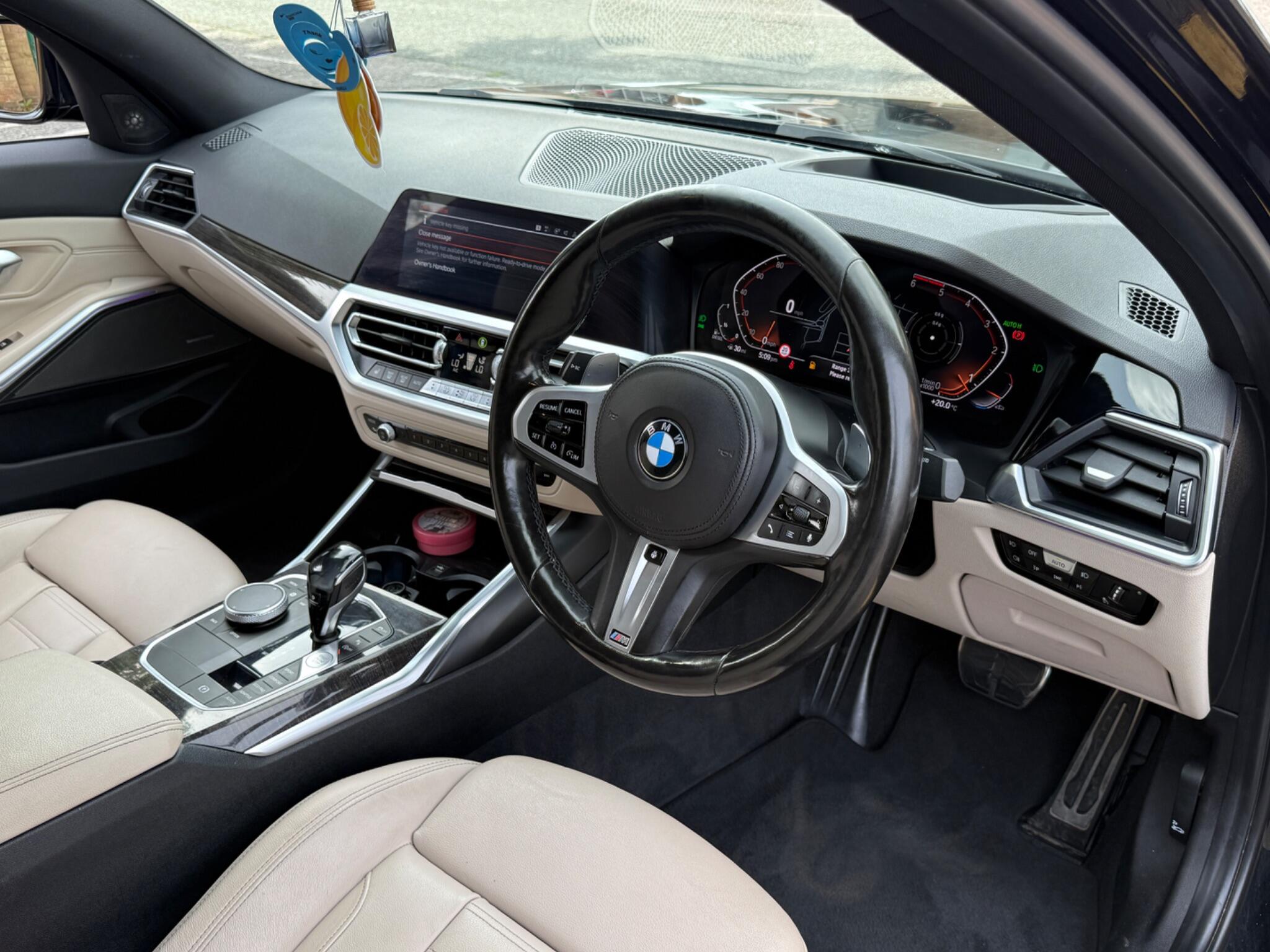 BMW 3 Series - Image 22