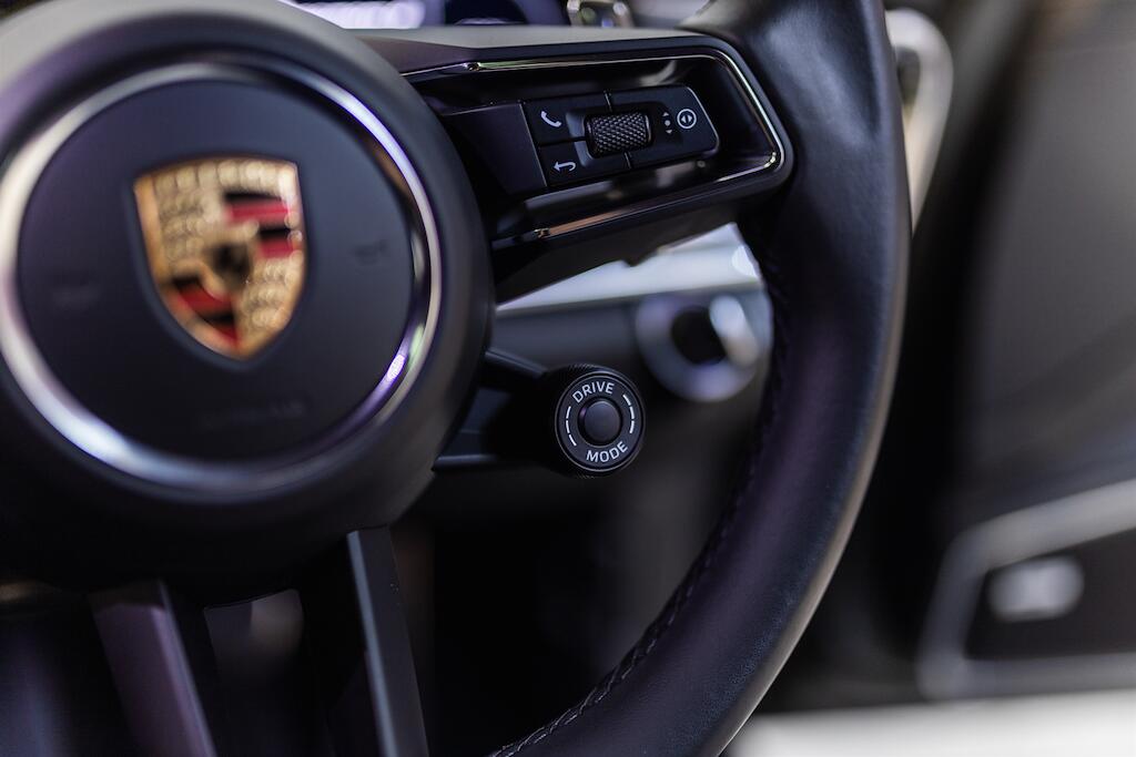 Porsche Panamera view 30