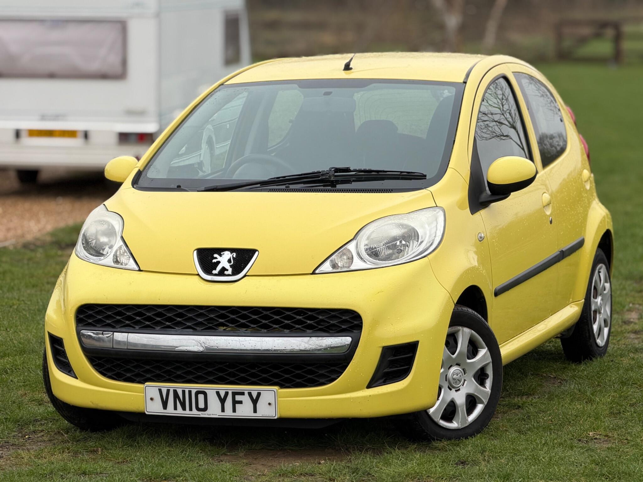 2010 Peugeot 107 1.0 12V Urban Euro 4 5dr image 2