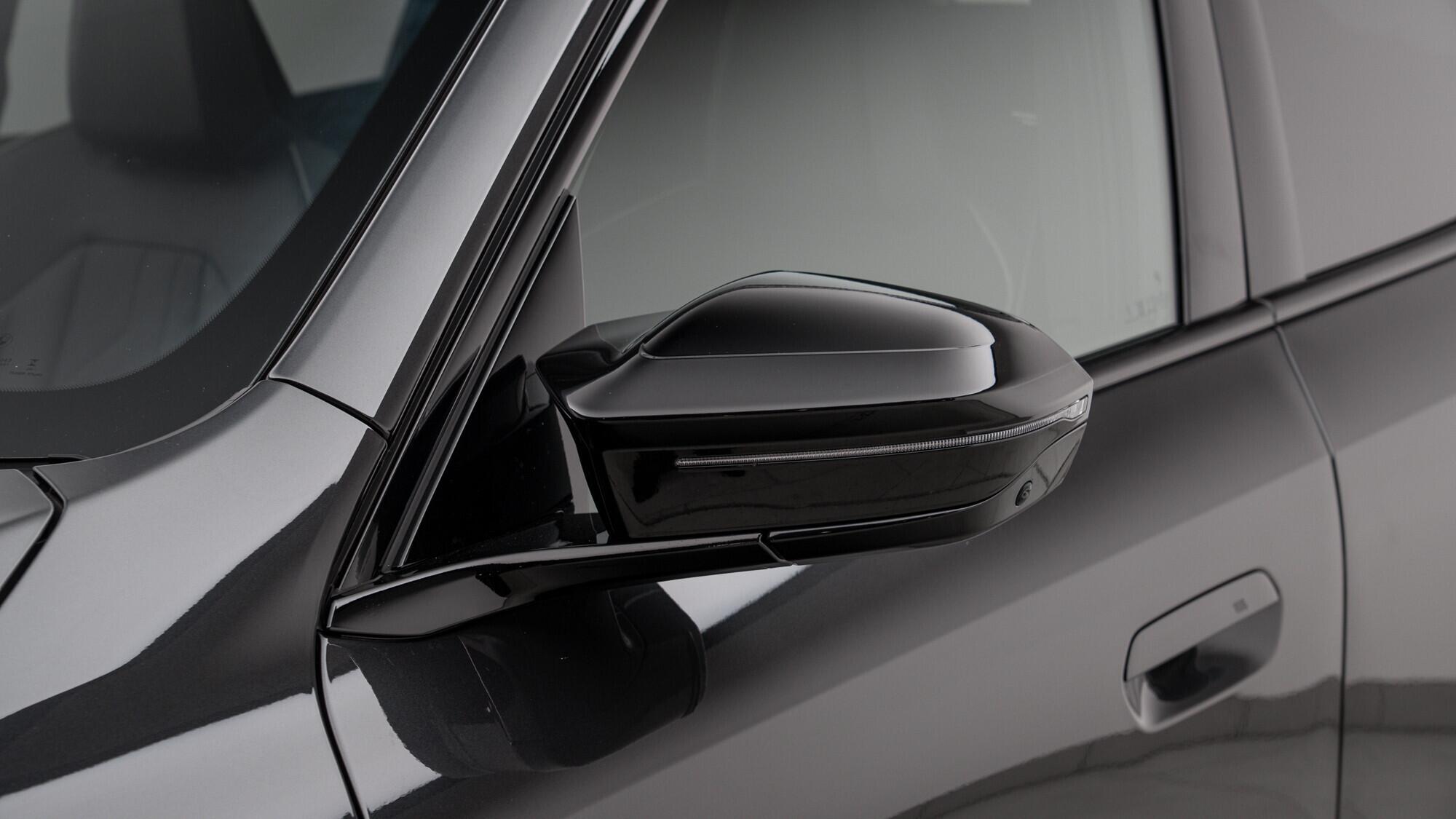 BMW X3 view 45