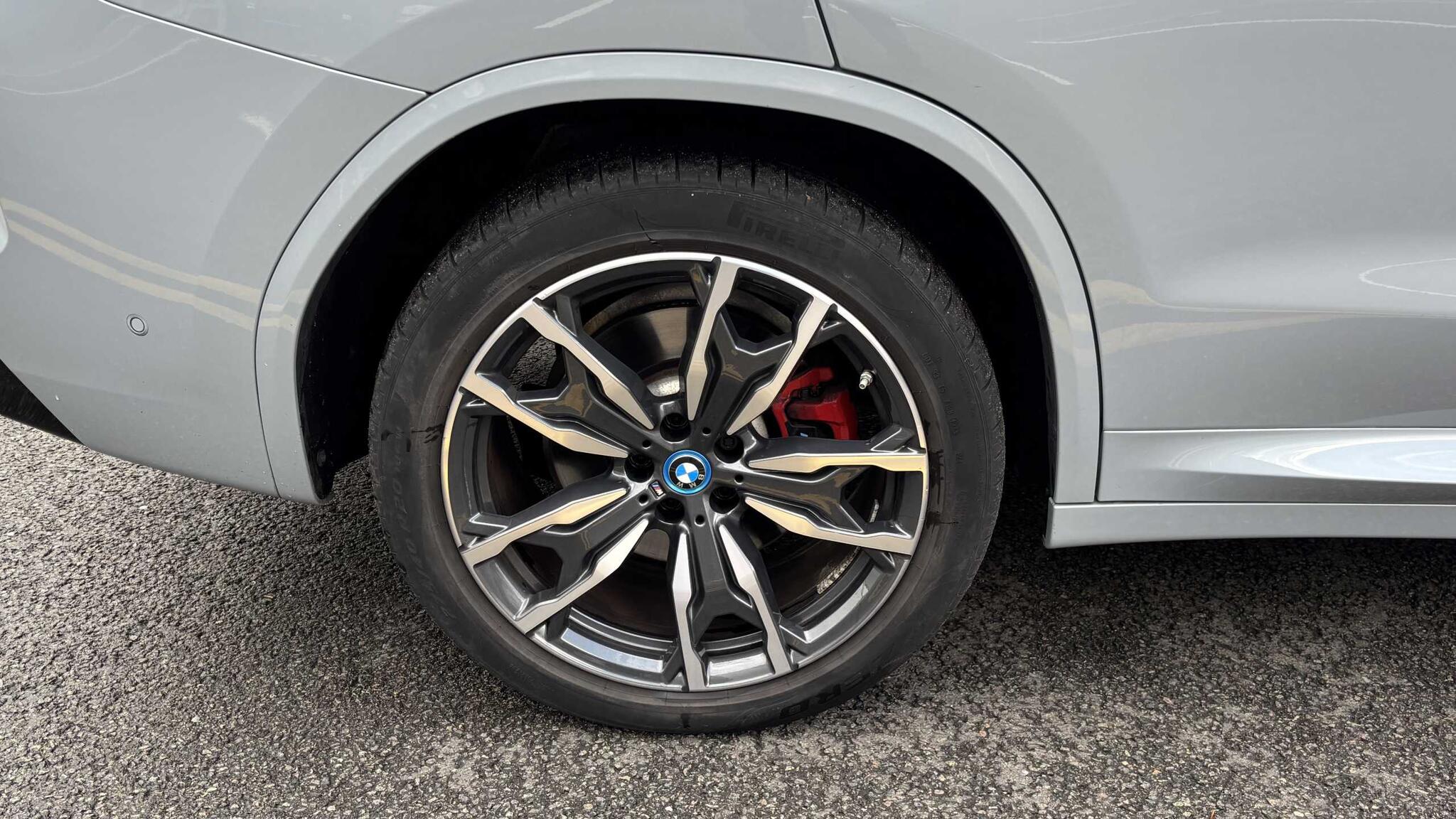 BMW X3 view 19