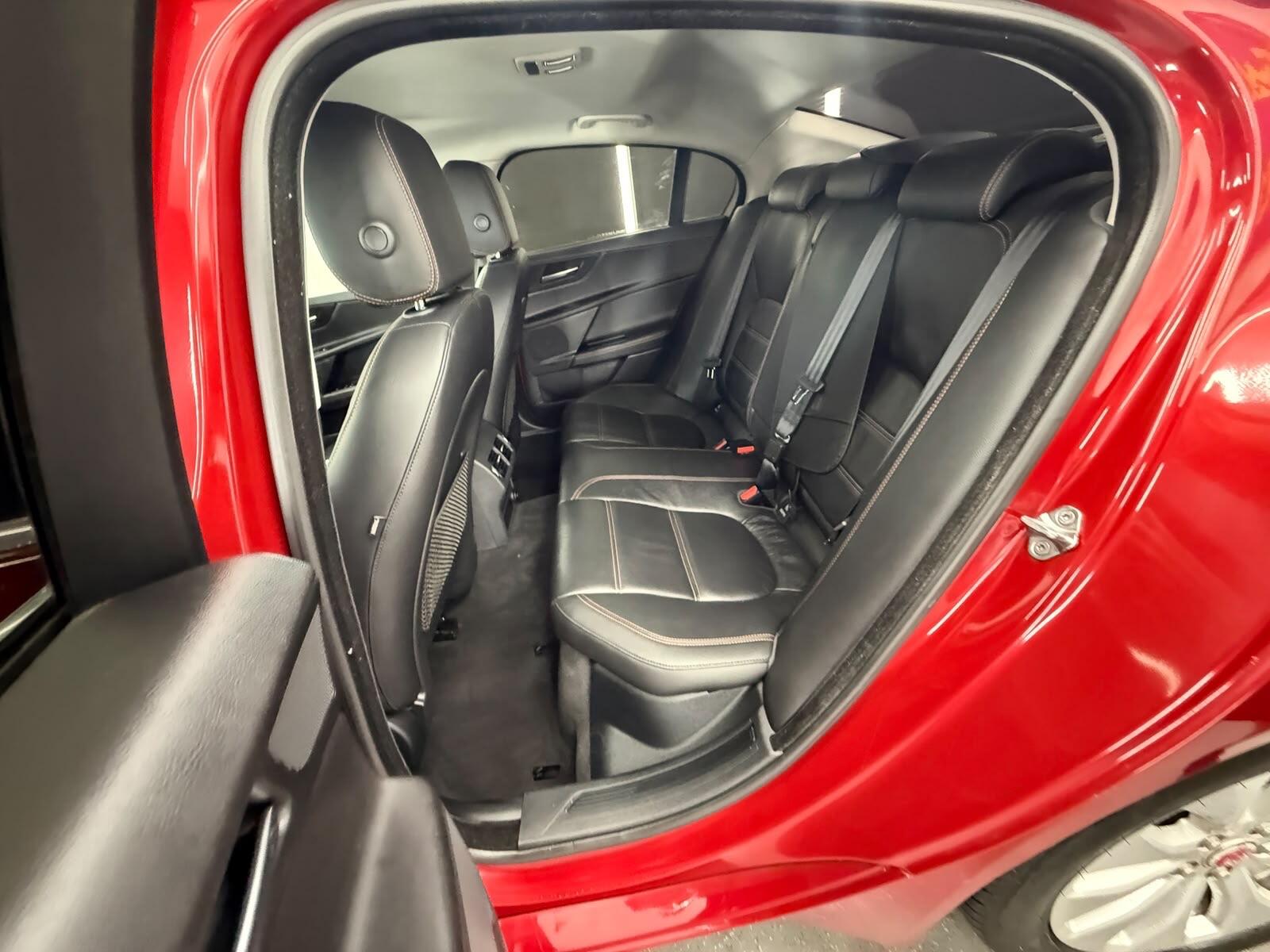 Jaguar Xe view 26