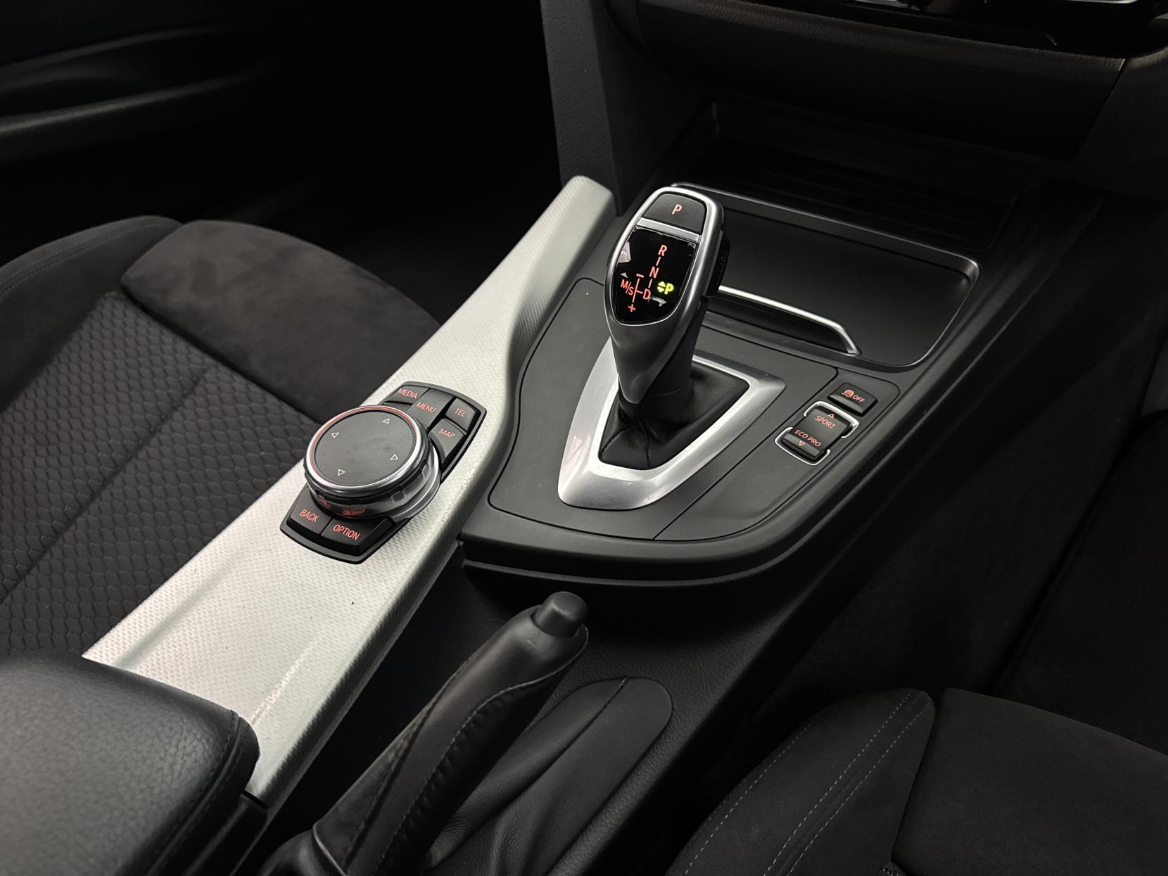 BMW 3 Series view 75