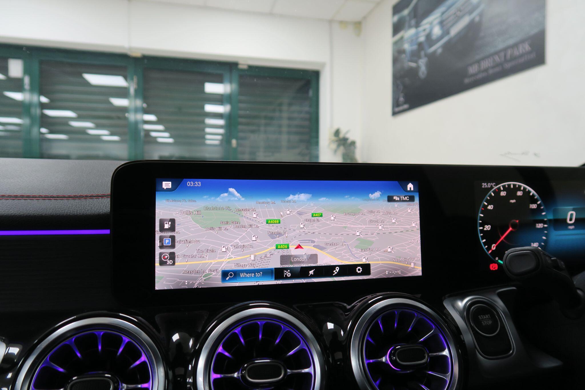 Mercedes-Benz EQB view 16