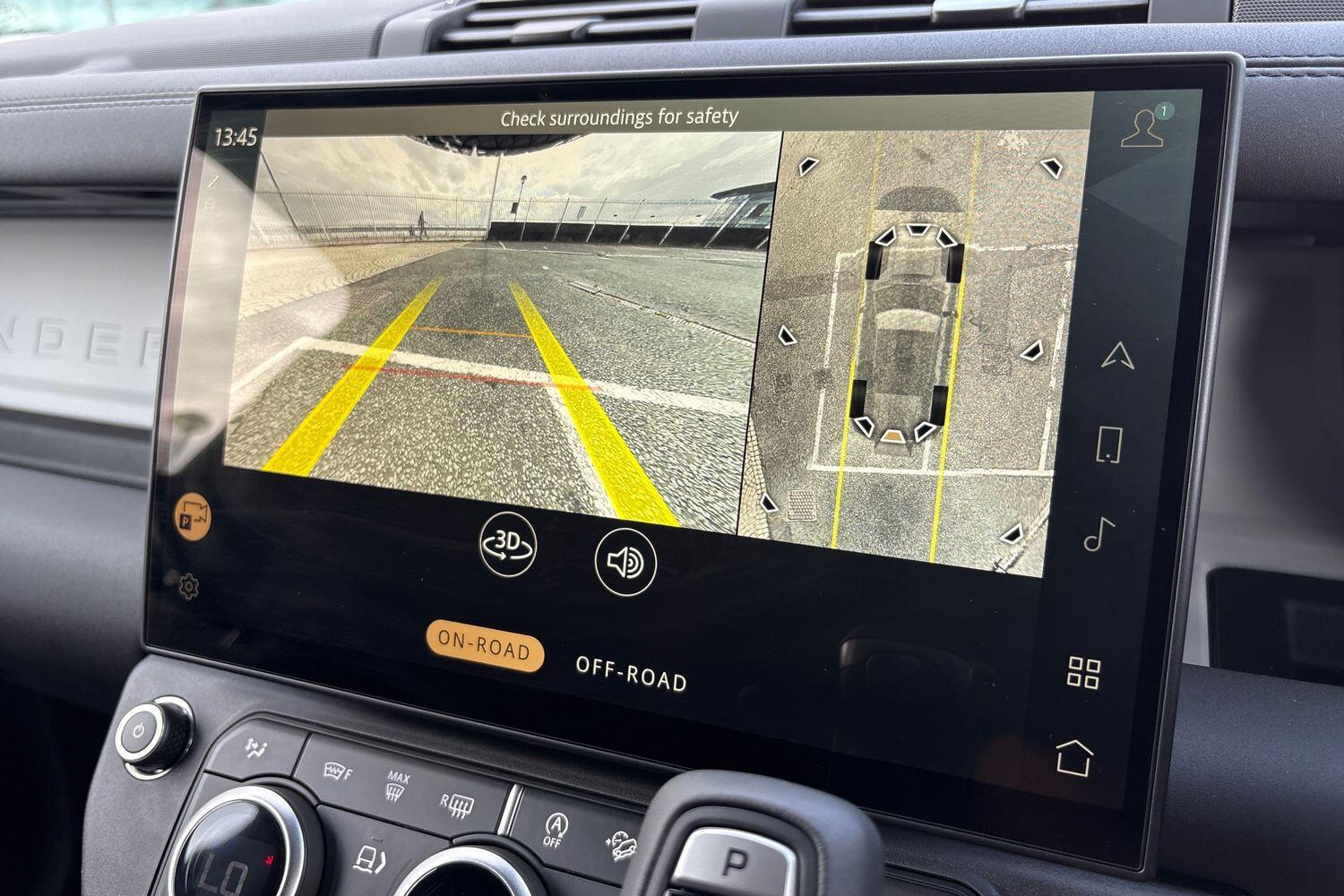 Land Rover Defender view 19