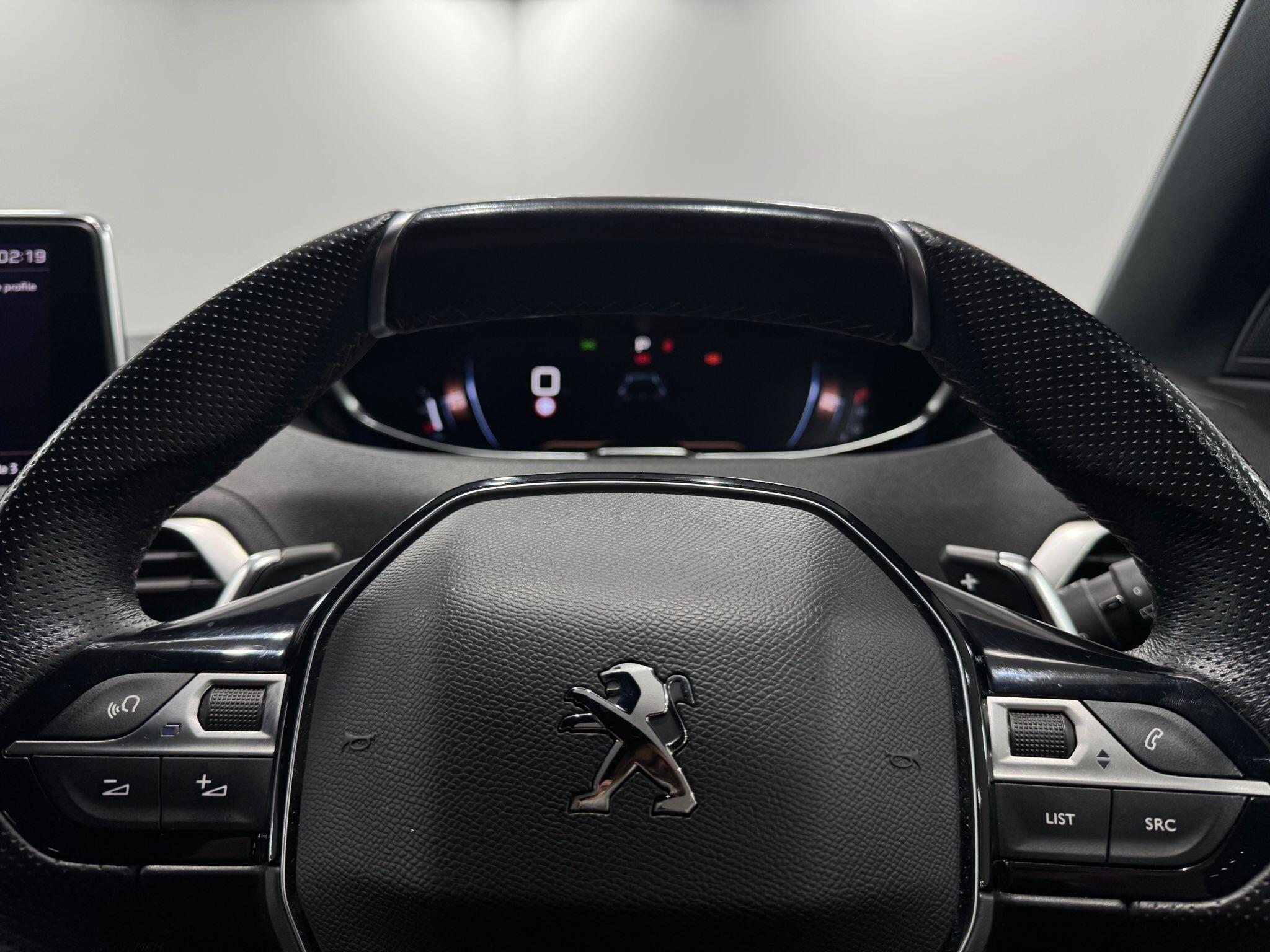 Peugeot 5008 view 32