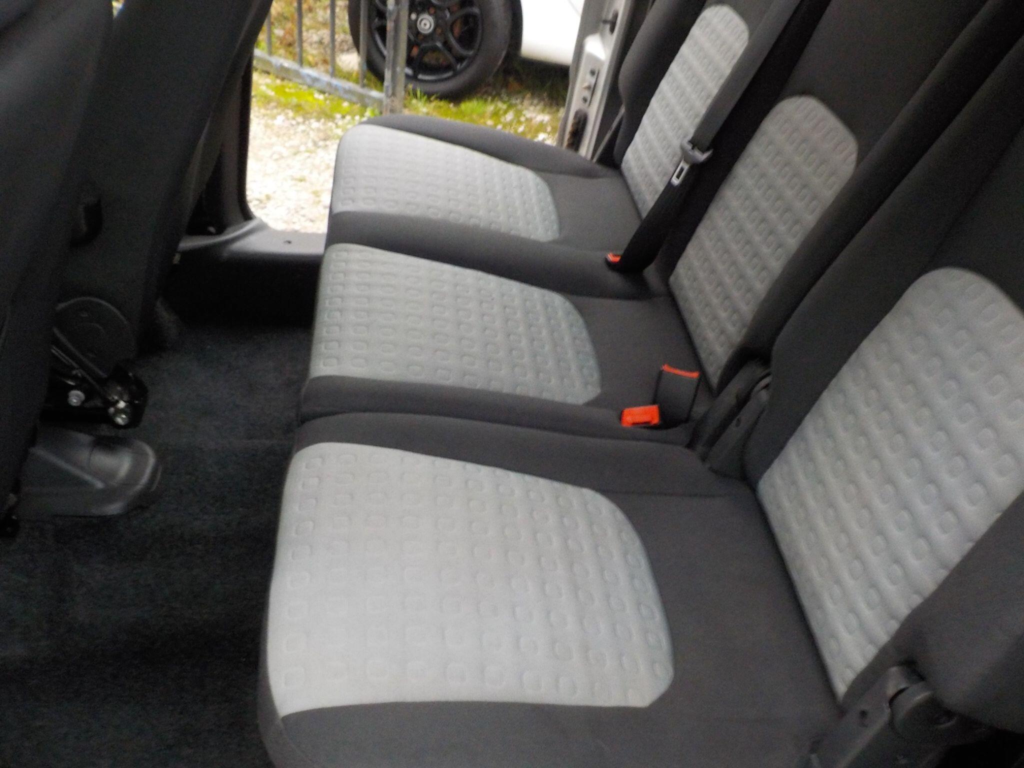 Fiat Doblo 1.9 MultiJet Dynamic 5dr