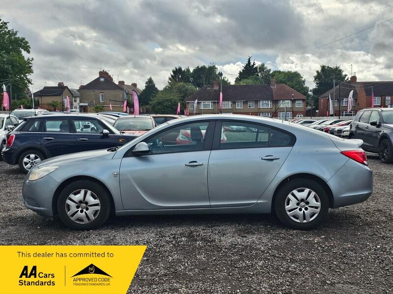 2010 Vauxhall Insignia 2.0 CDTi S Euro 5 5dr • 75,000 miles image 4