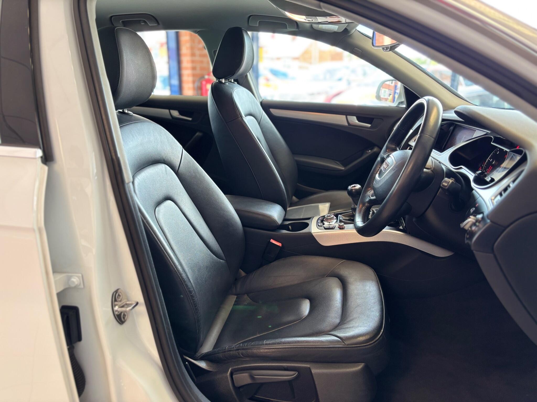 Audi A4 view 11