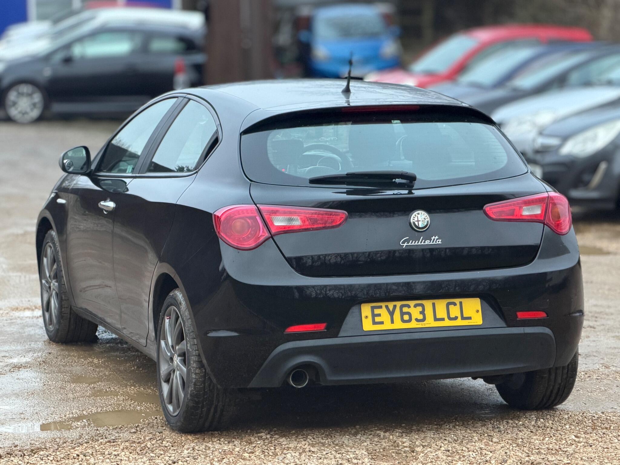 2013 Alfa Romeo Giulietta 1.6 JTDM-2 Collezione Euro 5 (s/s) 5dr image 9