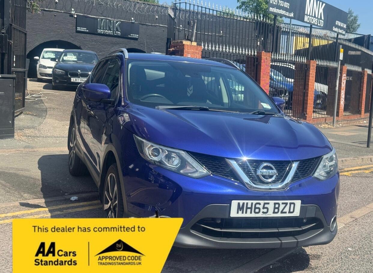 2015 Nissan Qashqai in Blue for sale