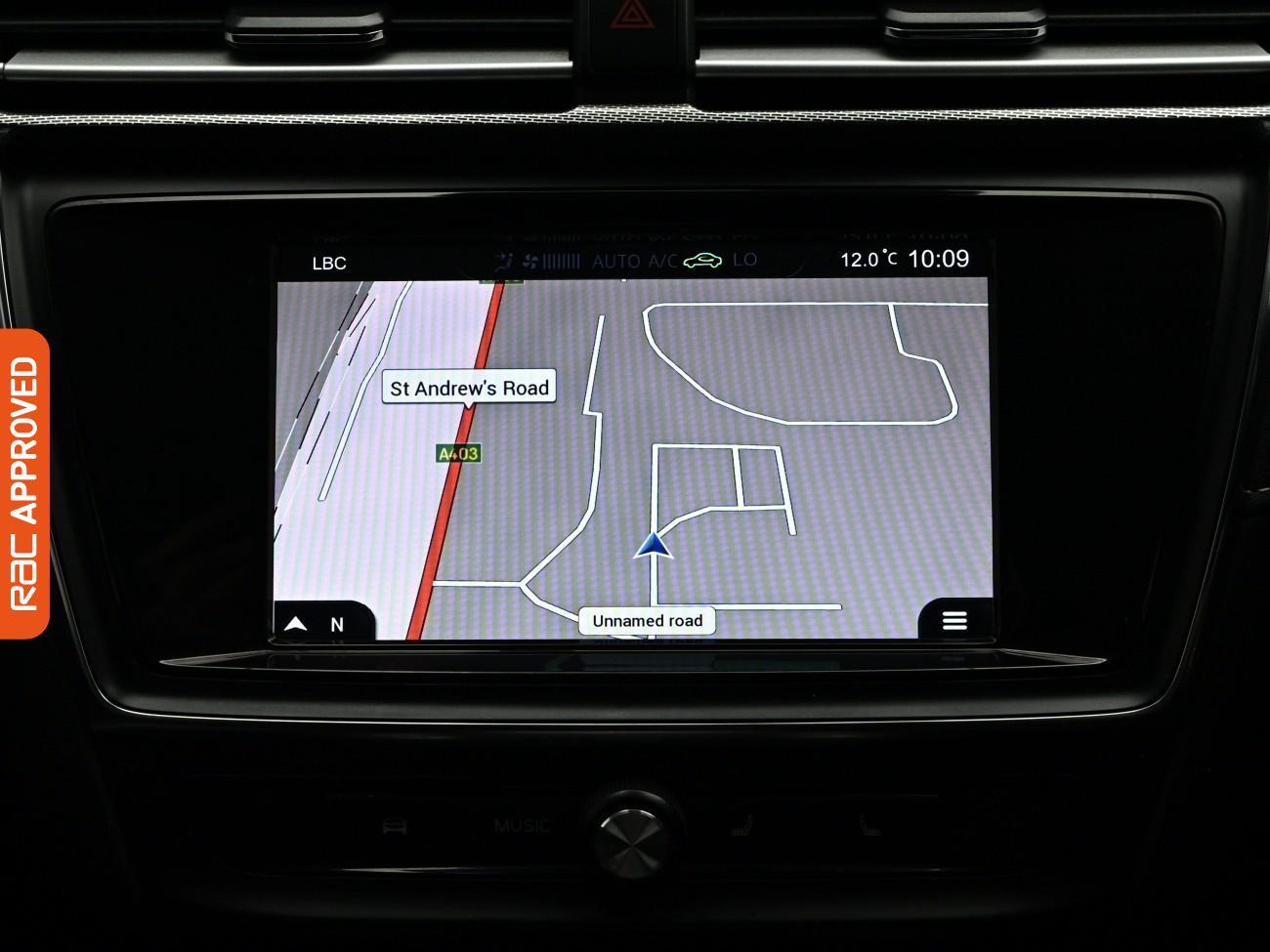MG MG5 view 3