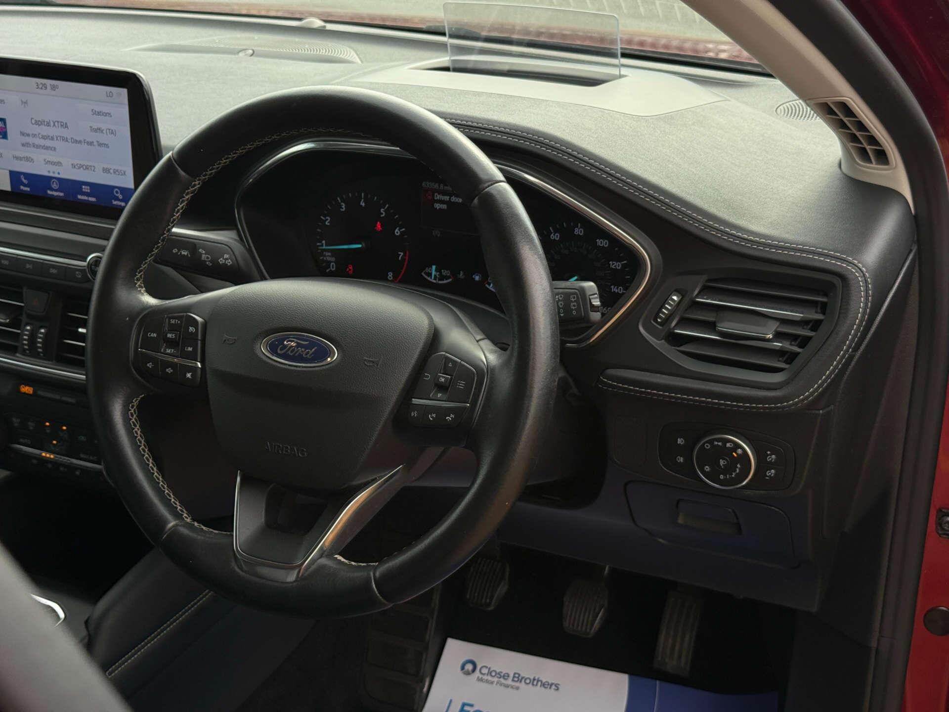 Ford Focus view 50