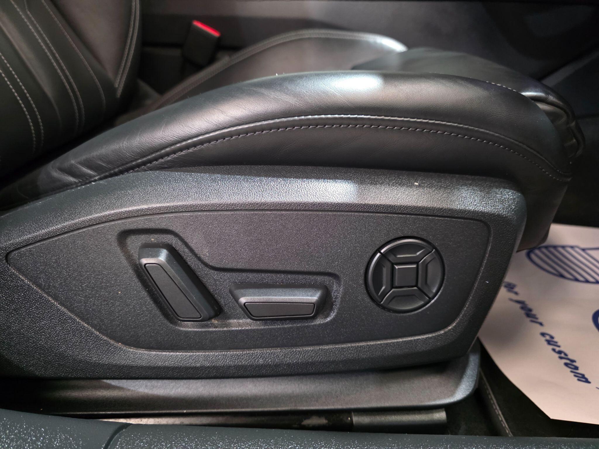 Audi A6 Saloon view 19