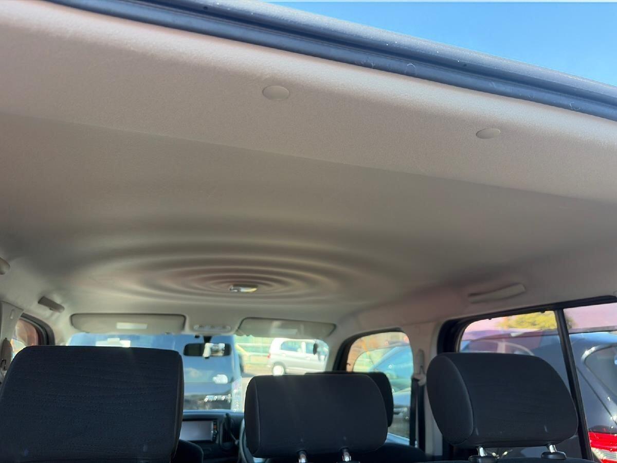 Nissan Cube view 13