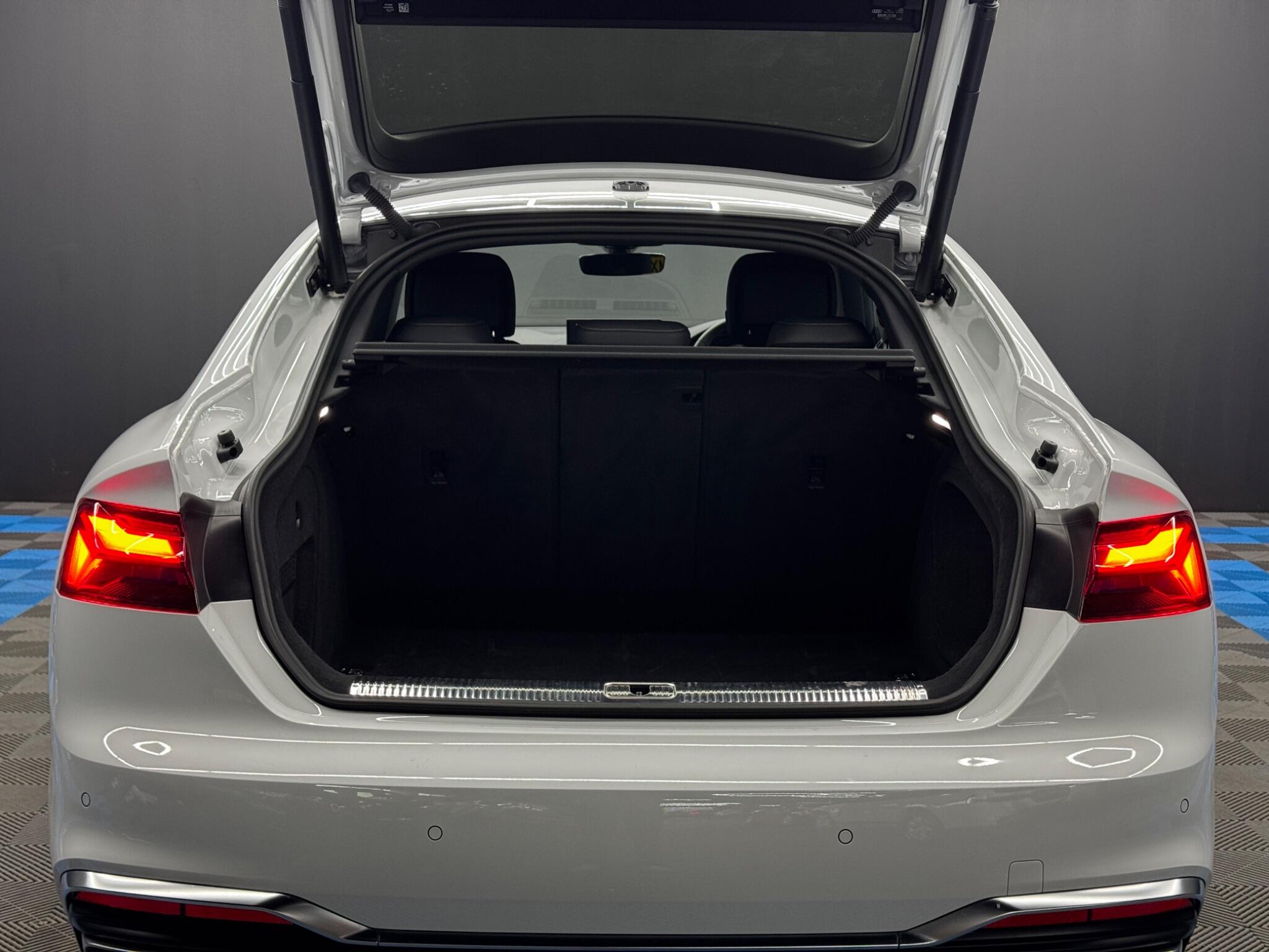 Audi A5 view 43