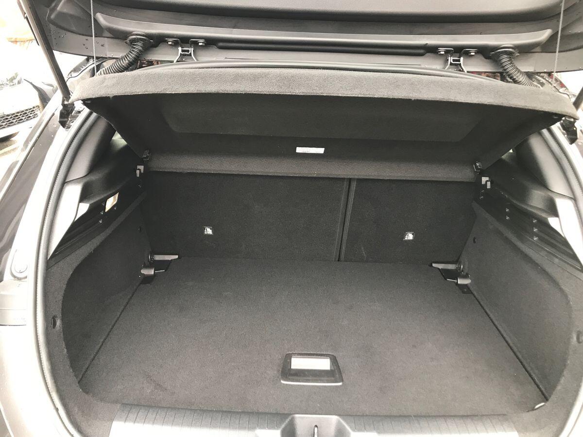Vauxhall Astra view 8