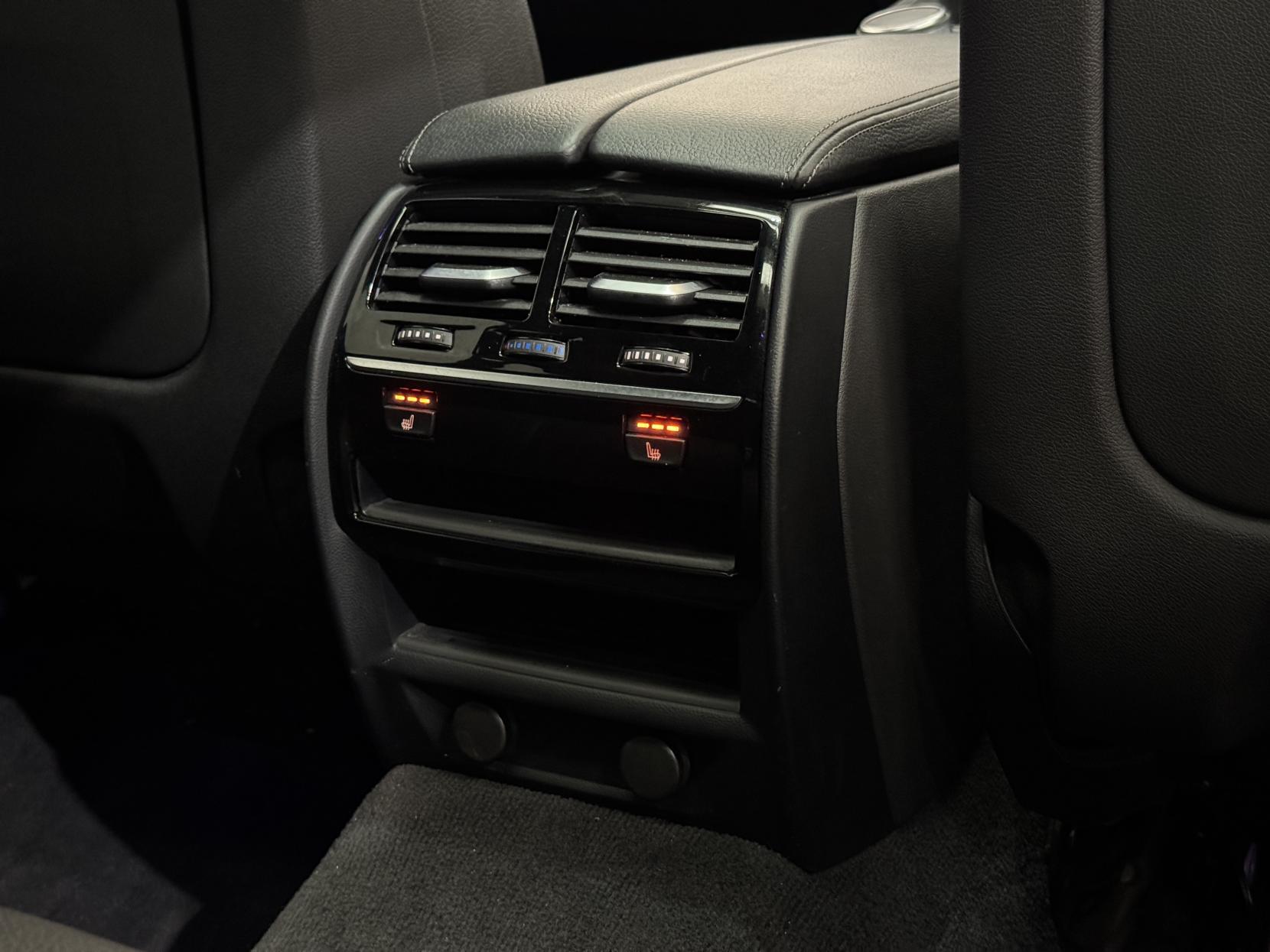 BMW 6 Series view 64