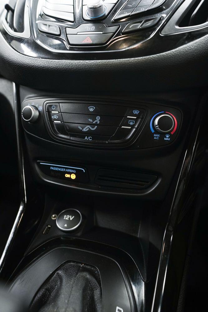 Ford B-Max view 17