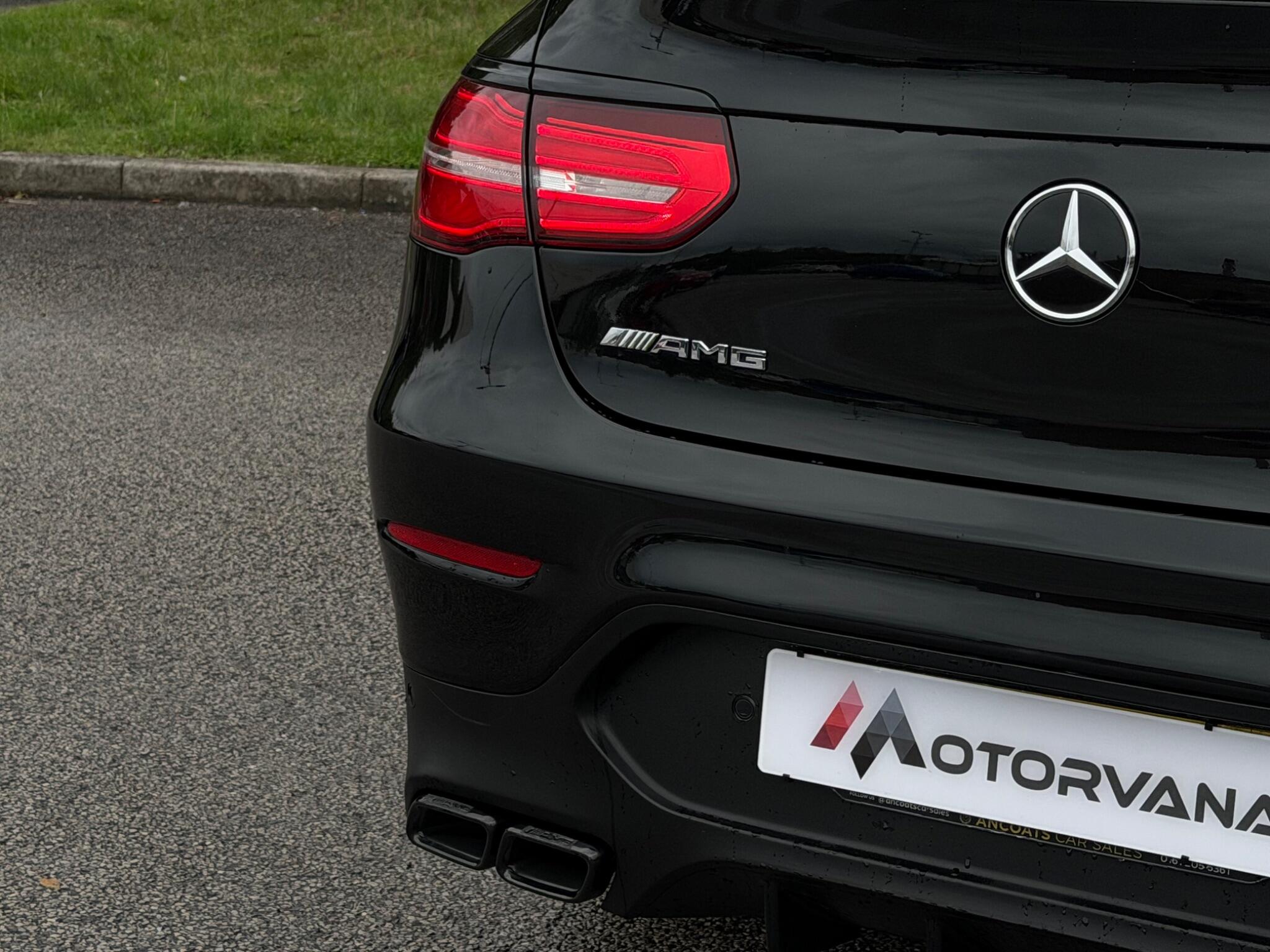 Mercedes-Benz GLC view 31