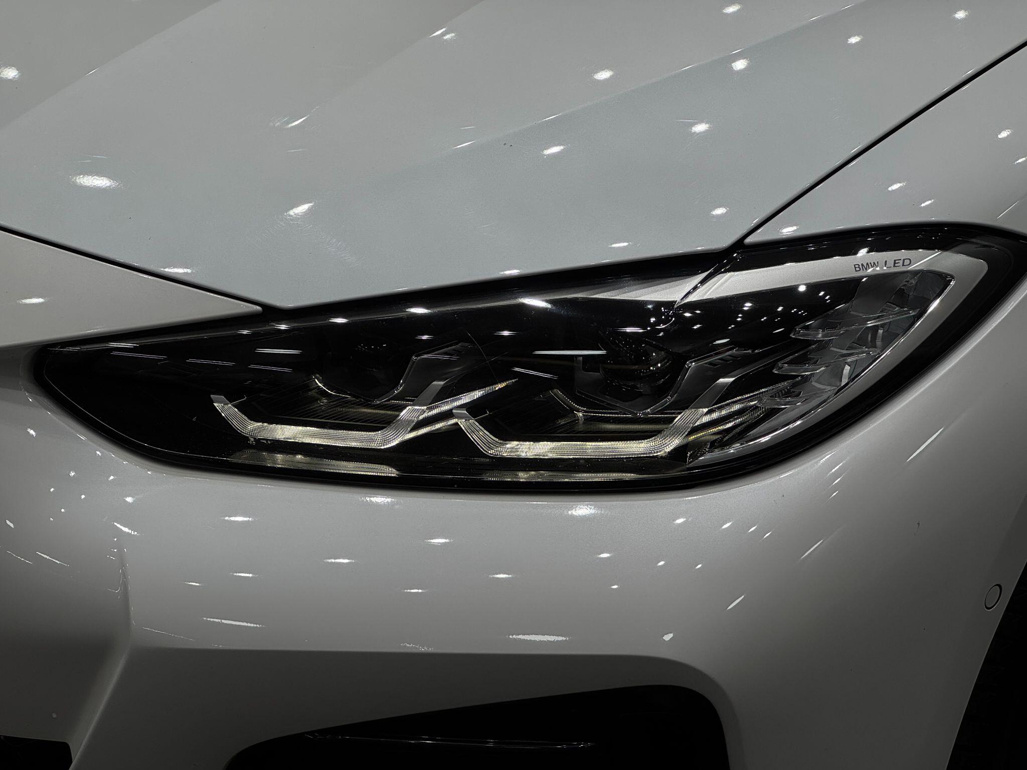 BMW I4 view 9