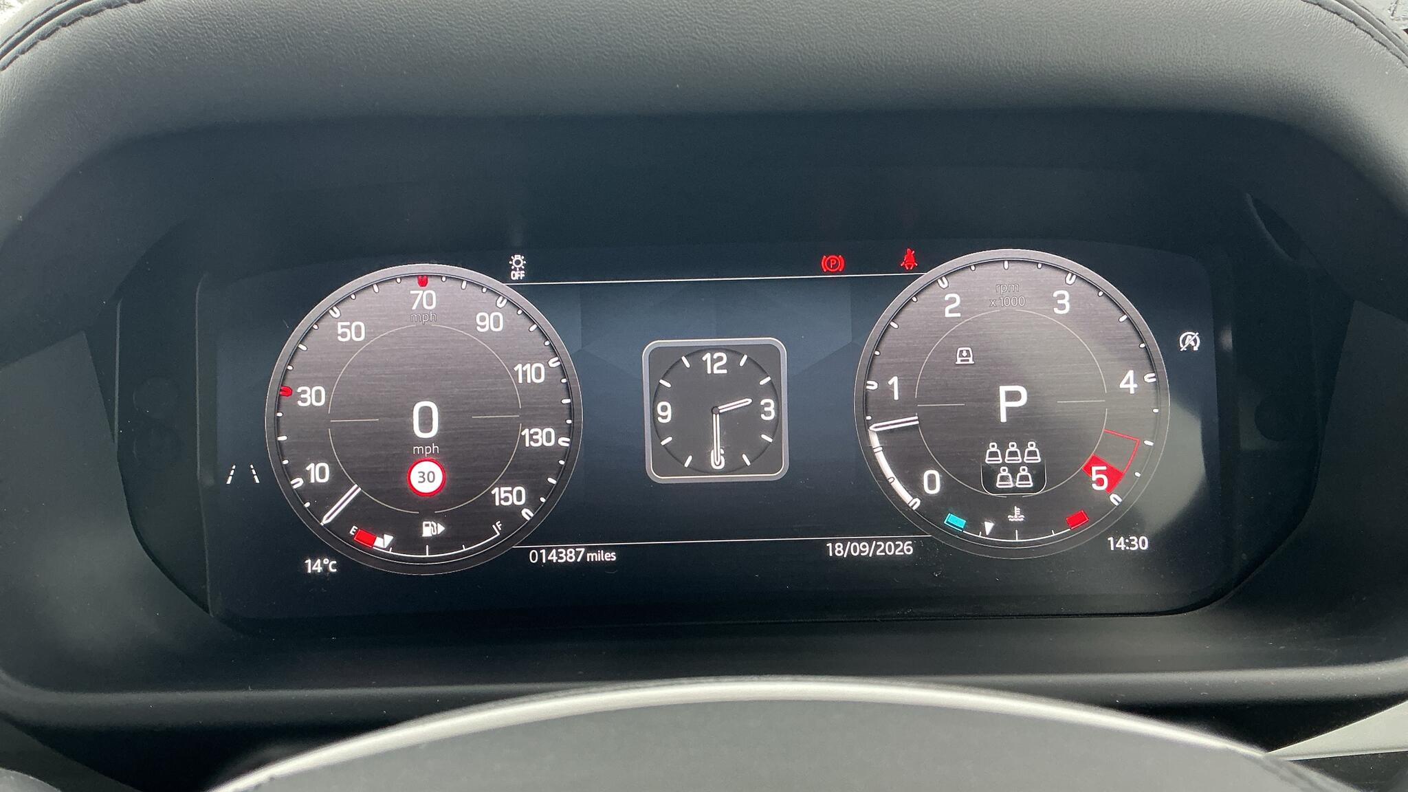 Land Rover Defender view 16