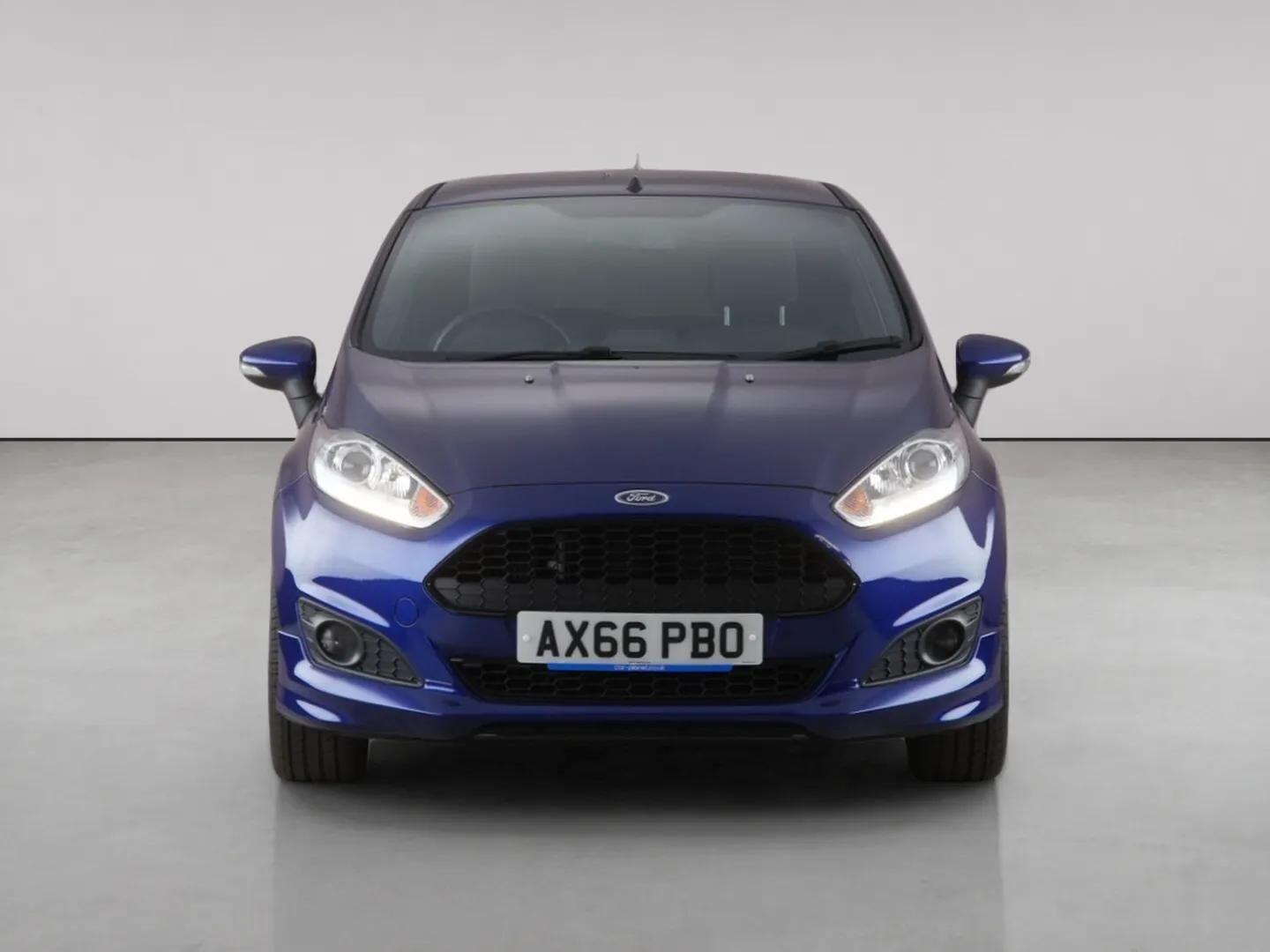 Ford Fiesta view 5