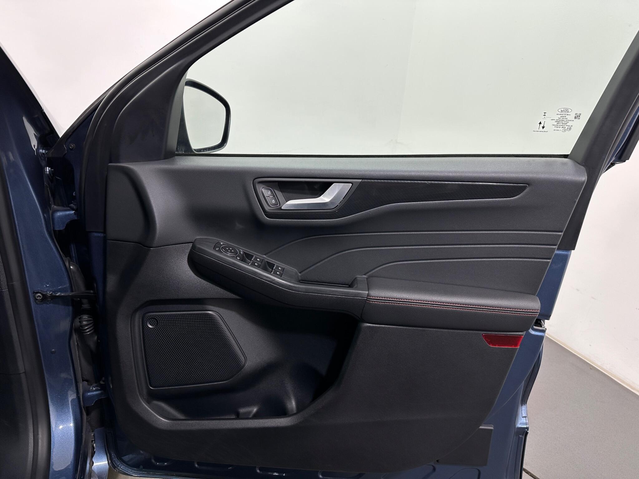 Ford Kuga view 33