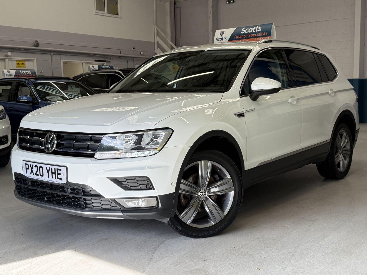 Volkswagen Tiguan Allspace view 3