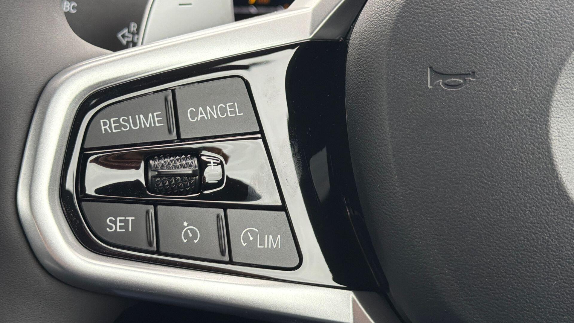 BMW 2 Series view 17
