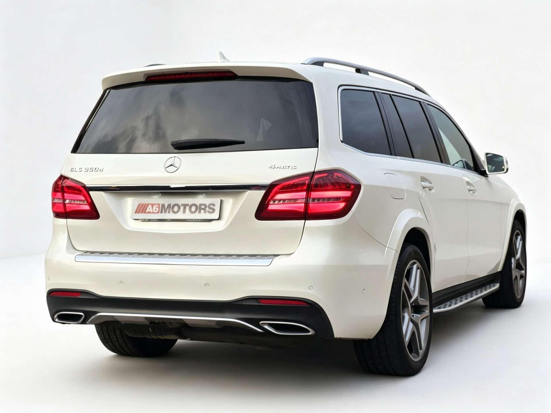 Mercedes-Benz GLS view 12