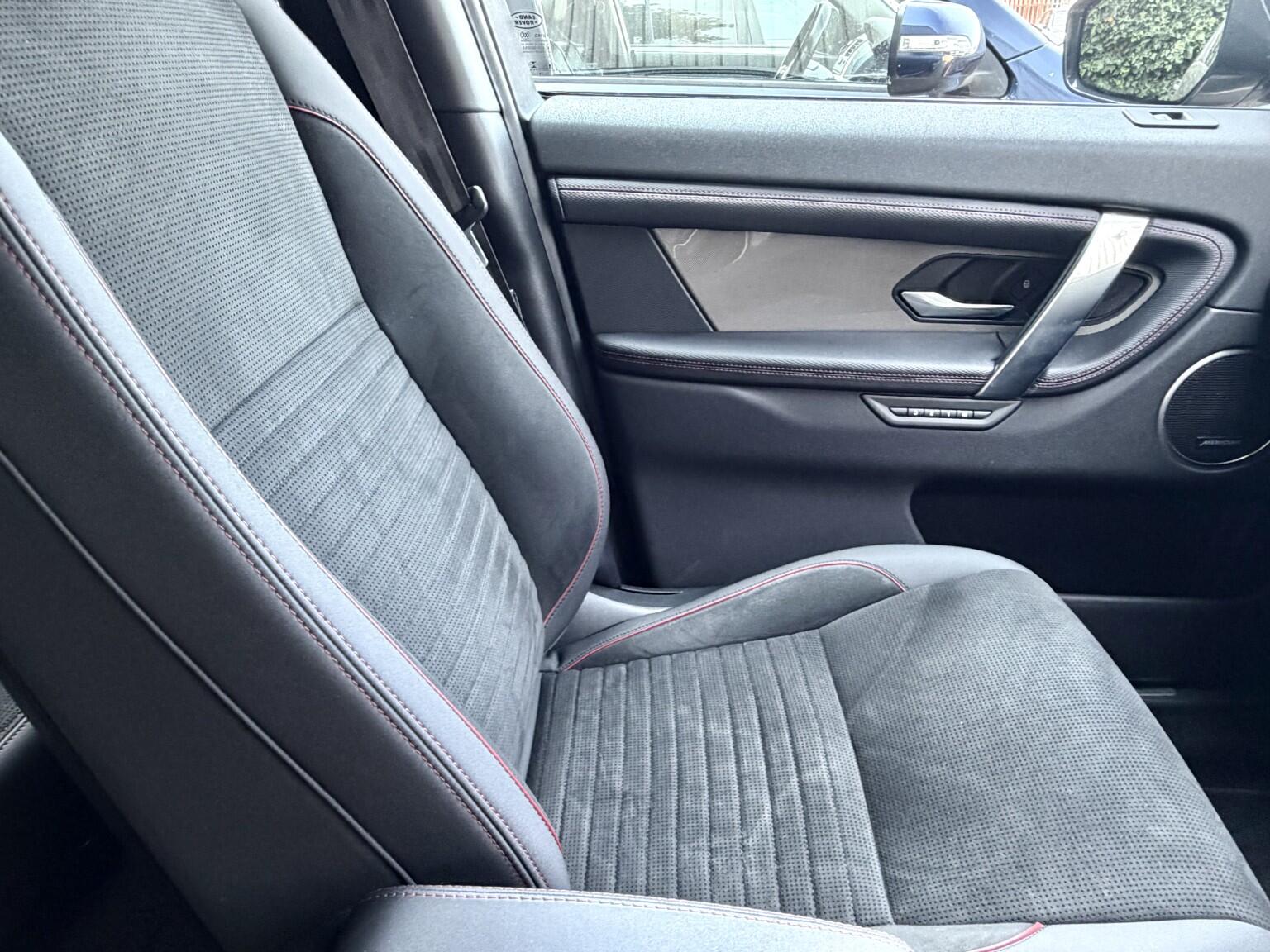 Land Rover Discovery Sport view 20