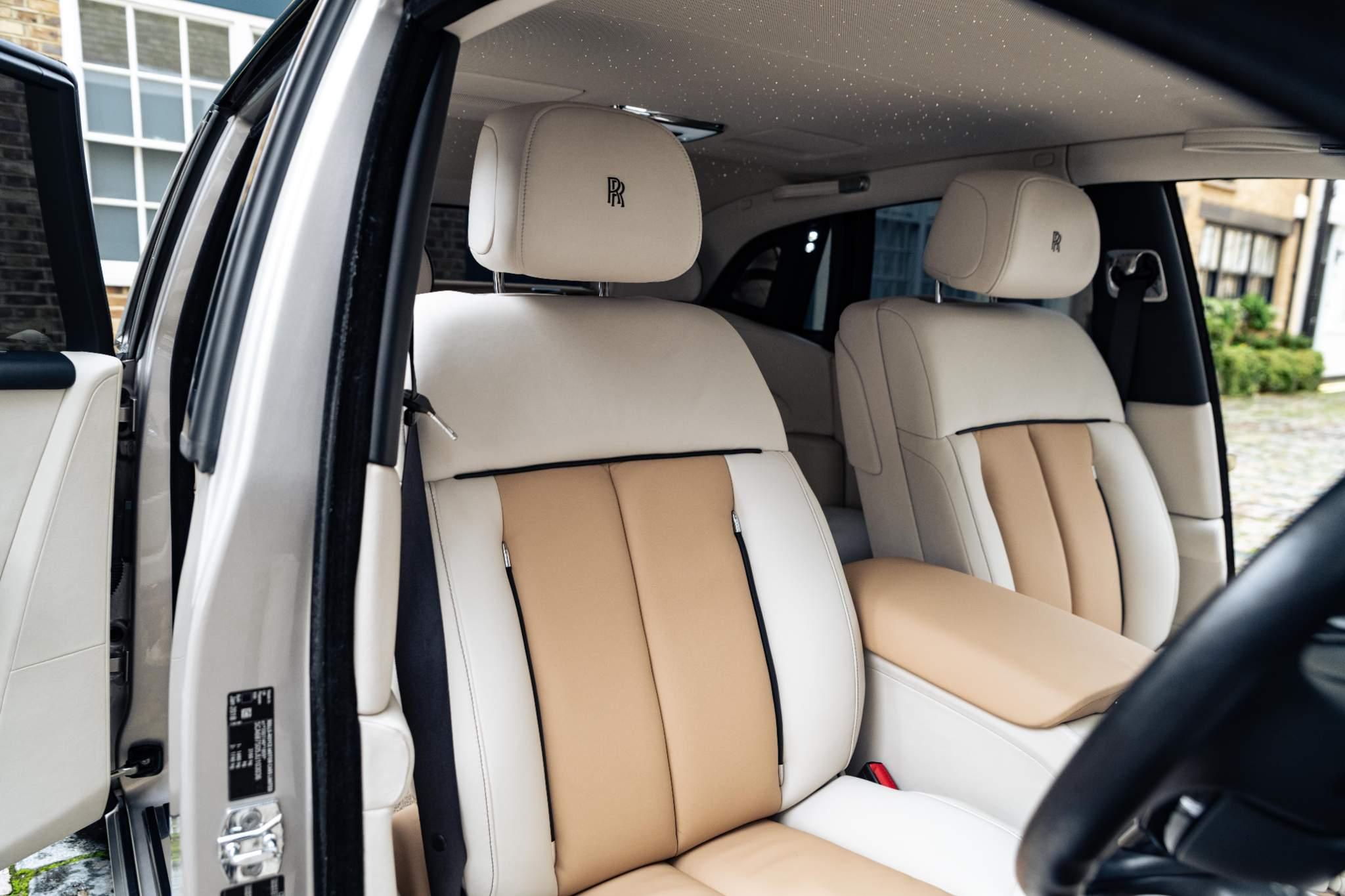 Rolls-Royce Phantom view 54