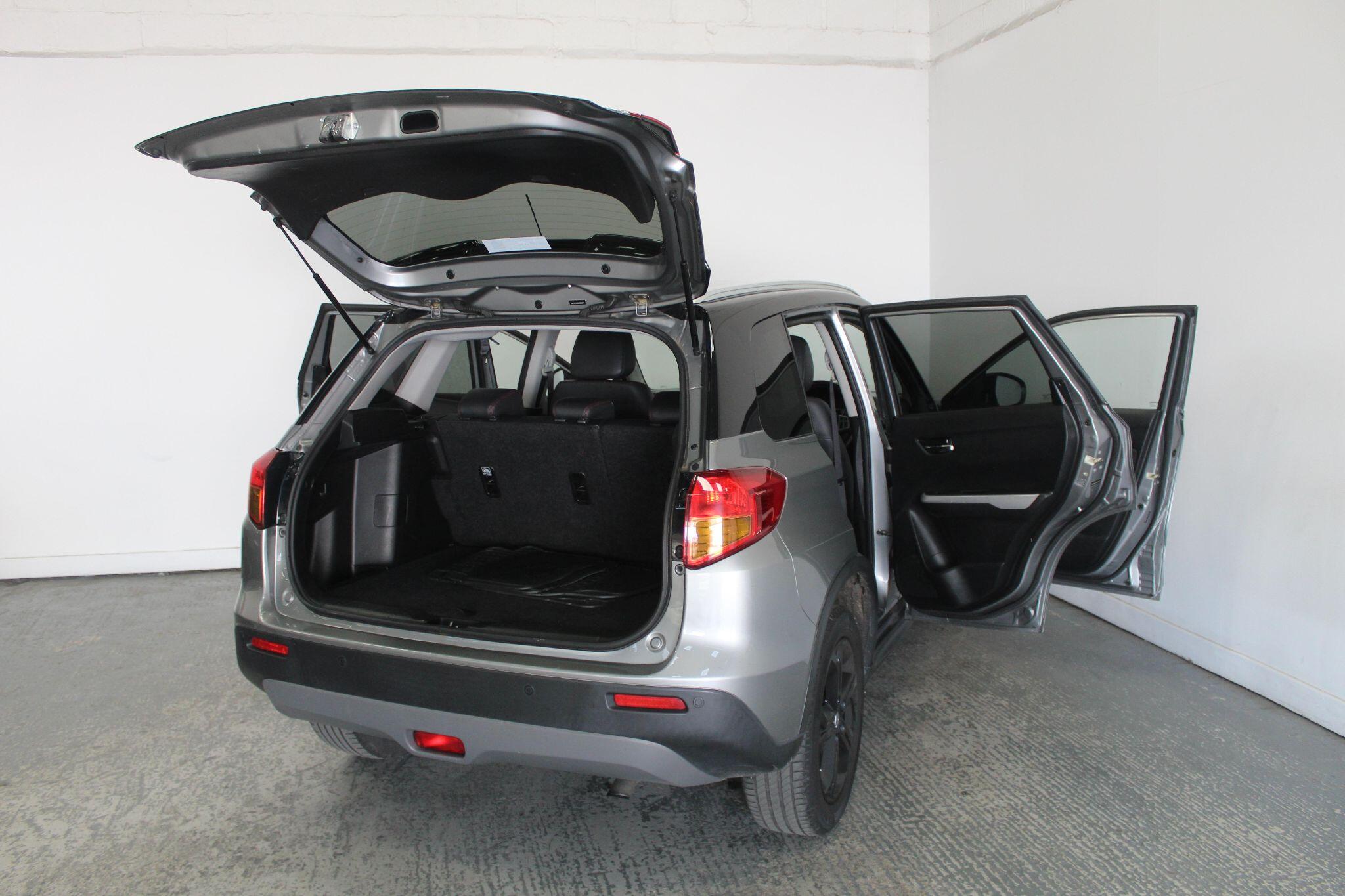Suzuki Vitara view 21