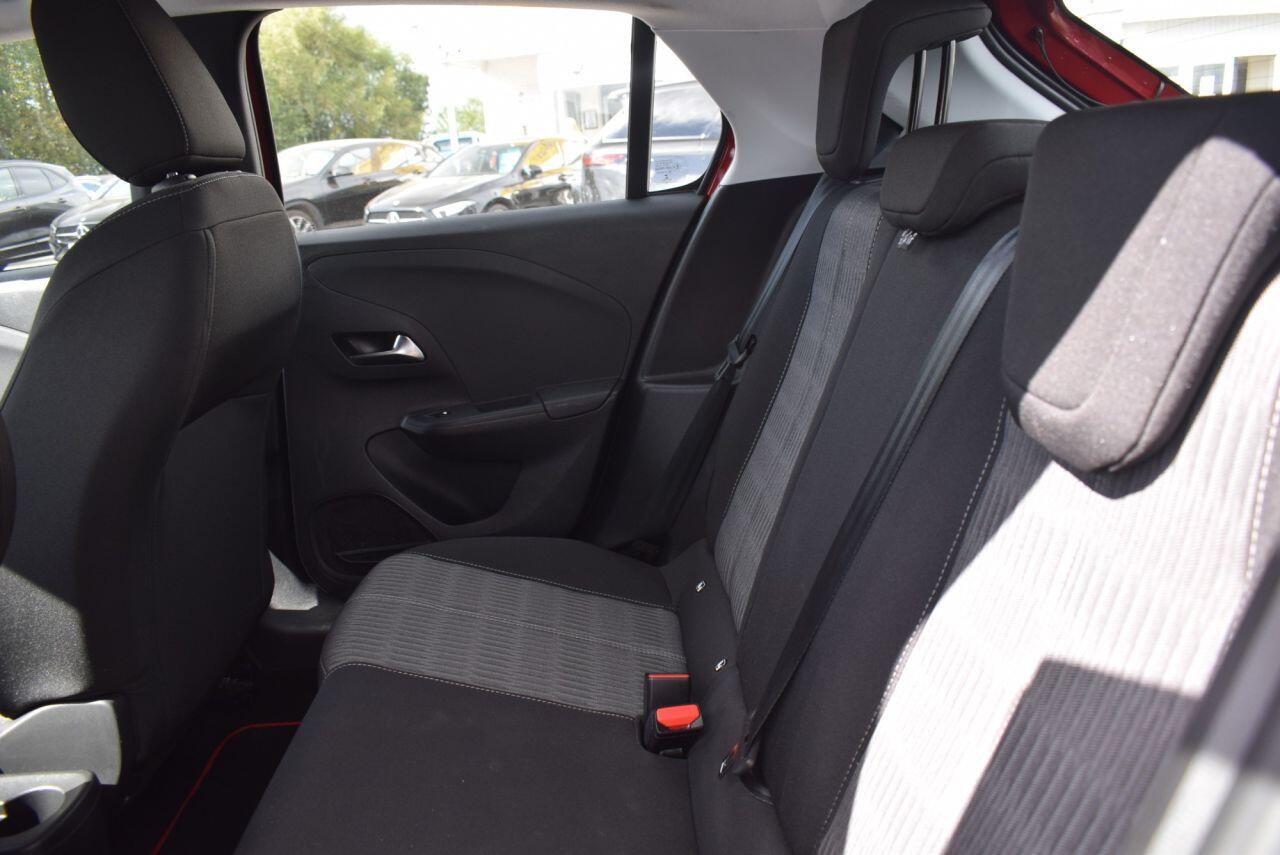 Vauxhall Corsa view 4