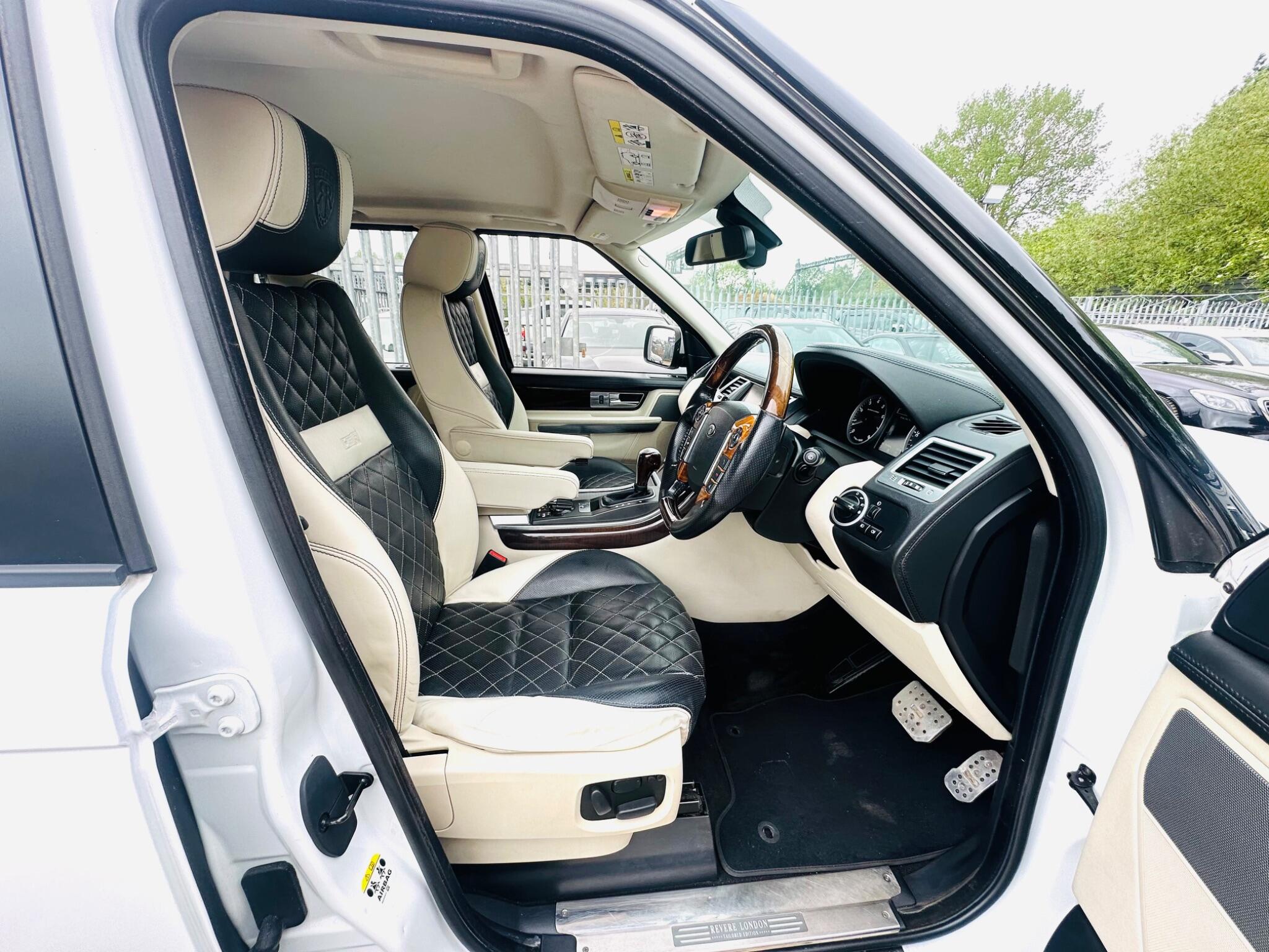Land Rover Range Rover Sport view 2