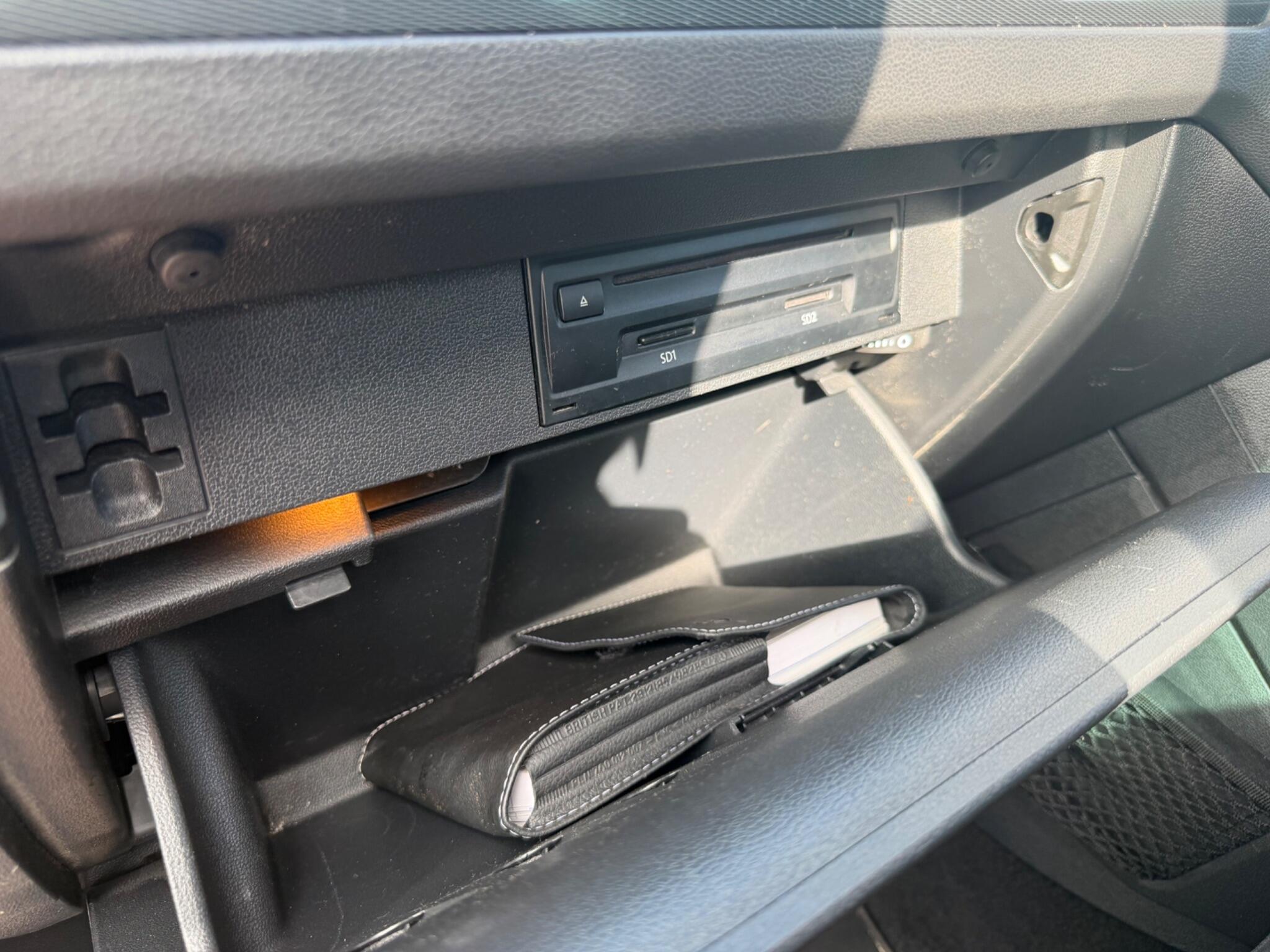 Volkswagen Tiguan view 13