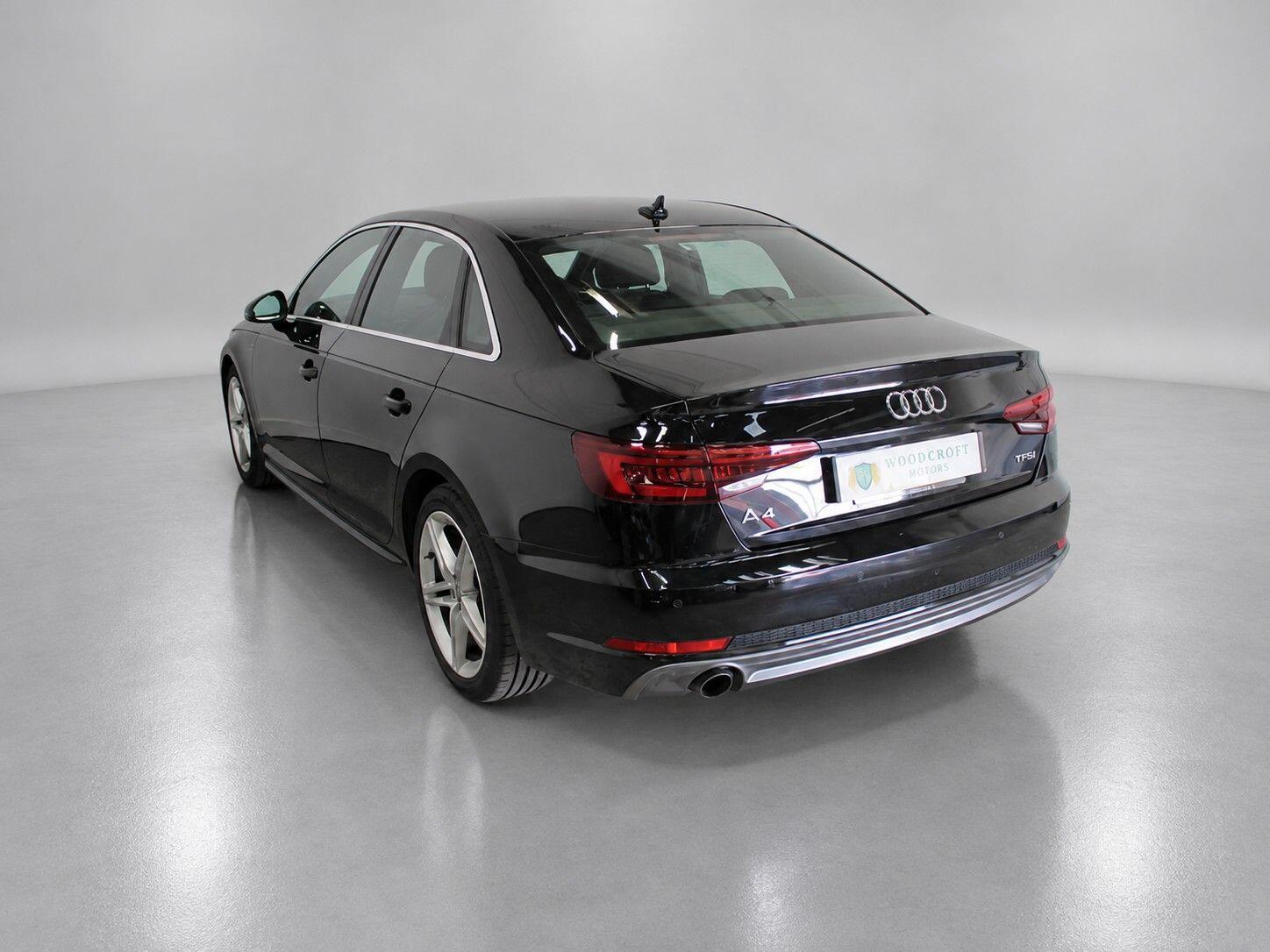Audi A4 view 7