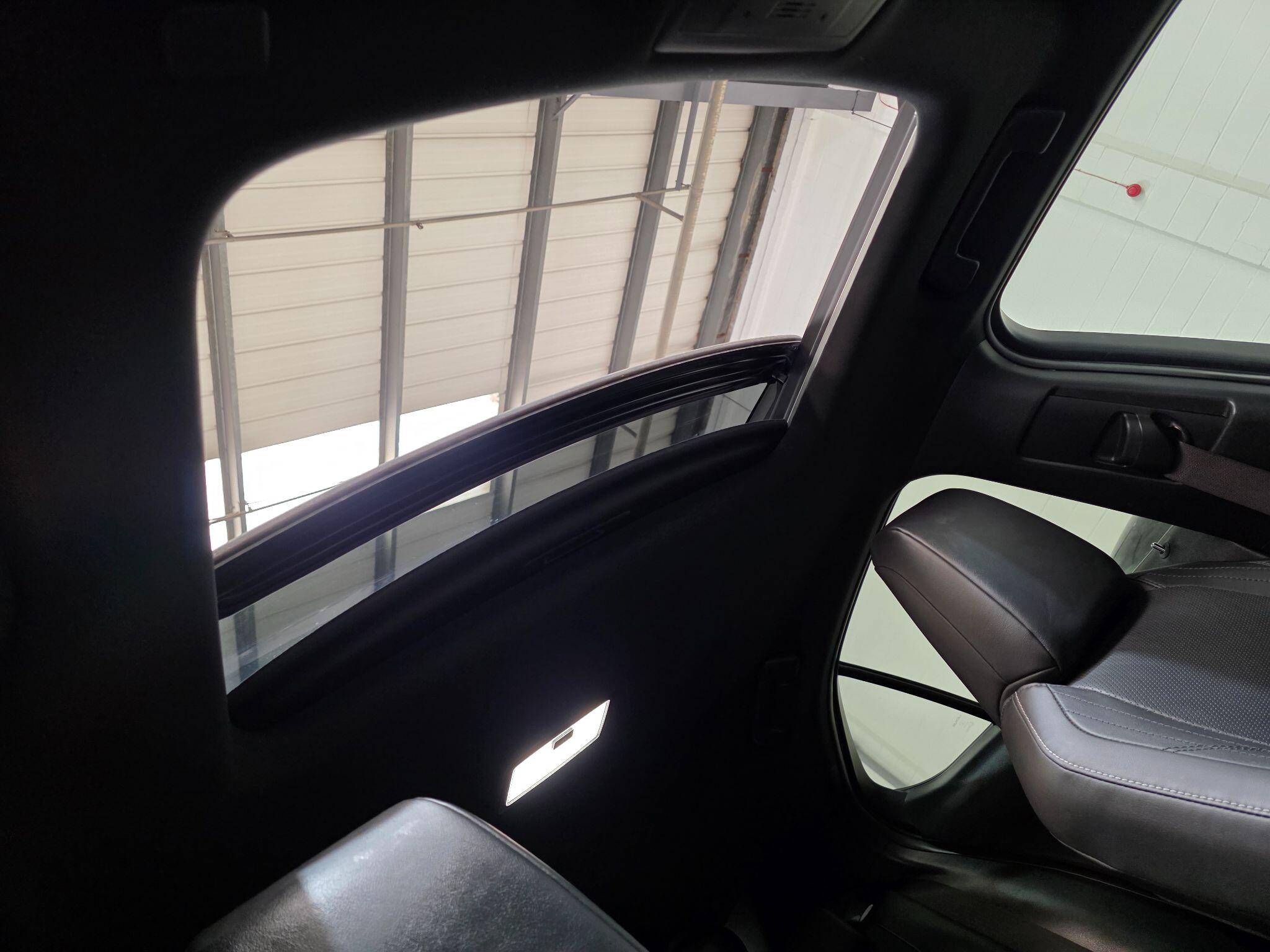 Lexus Ux view 7