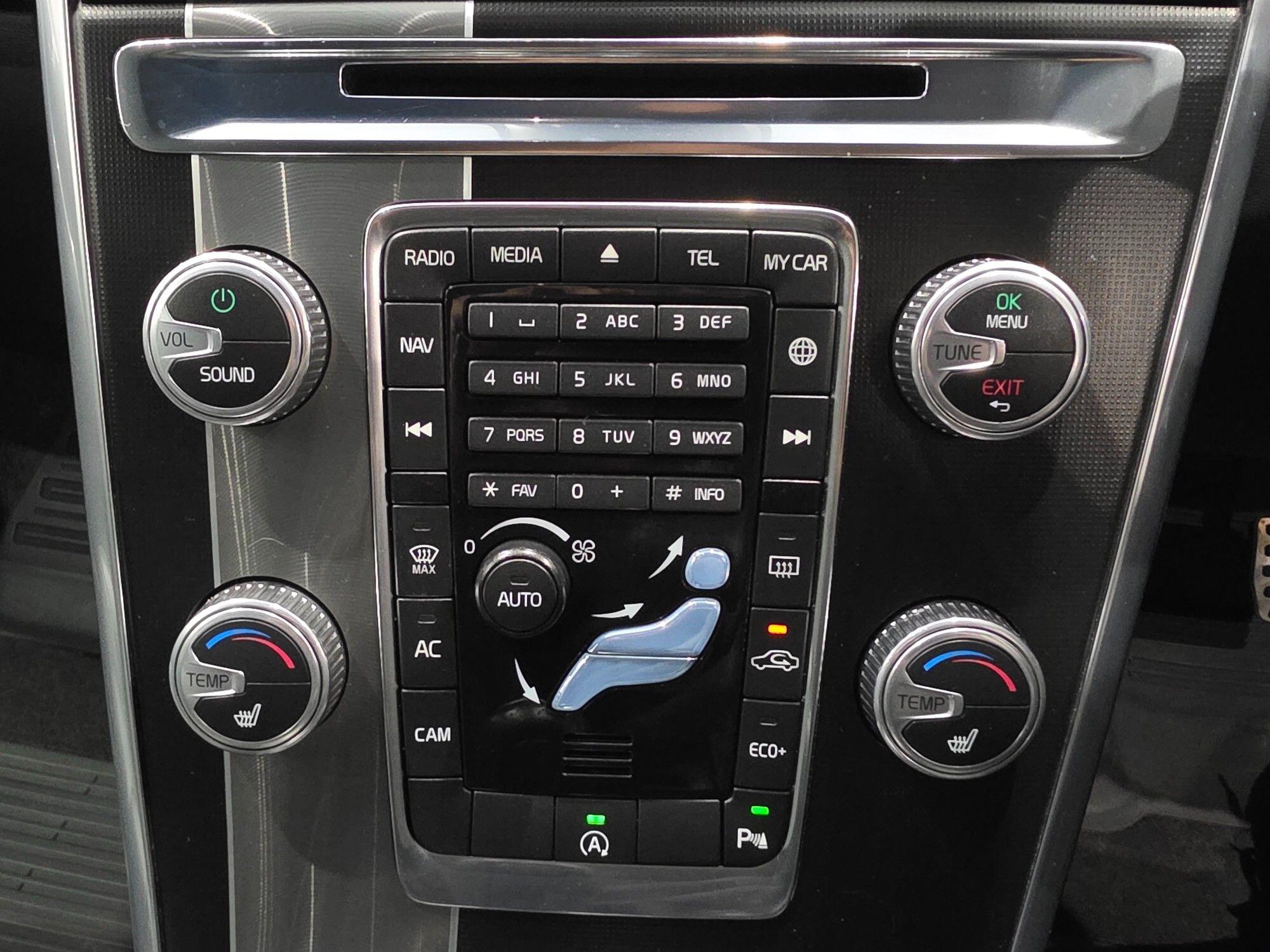 Volvo XC60 view 30