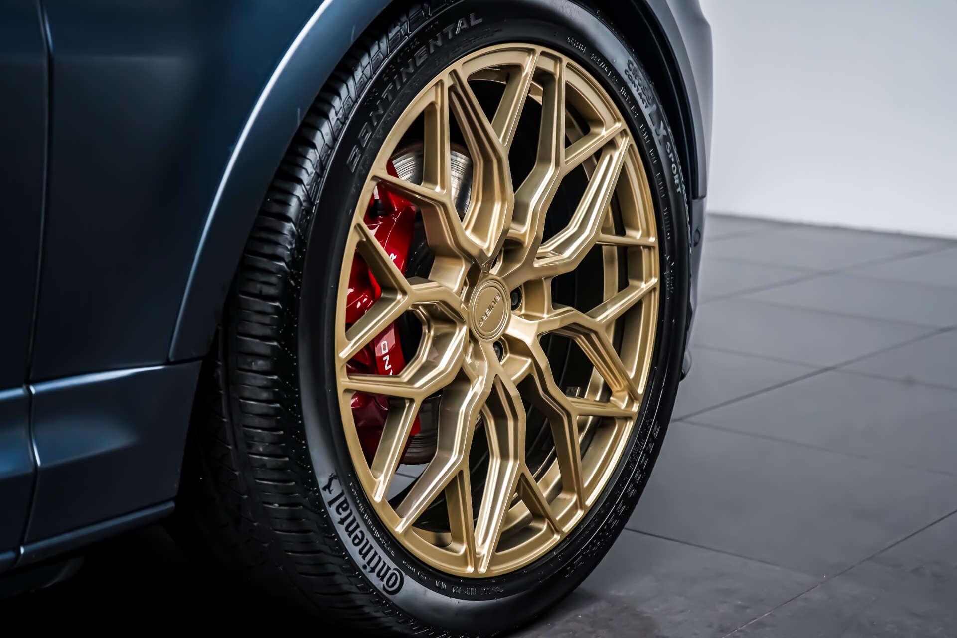 Land Rover Range Rover Sport view 15