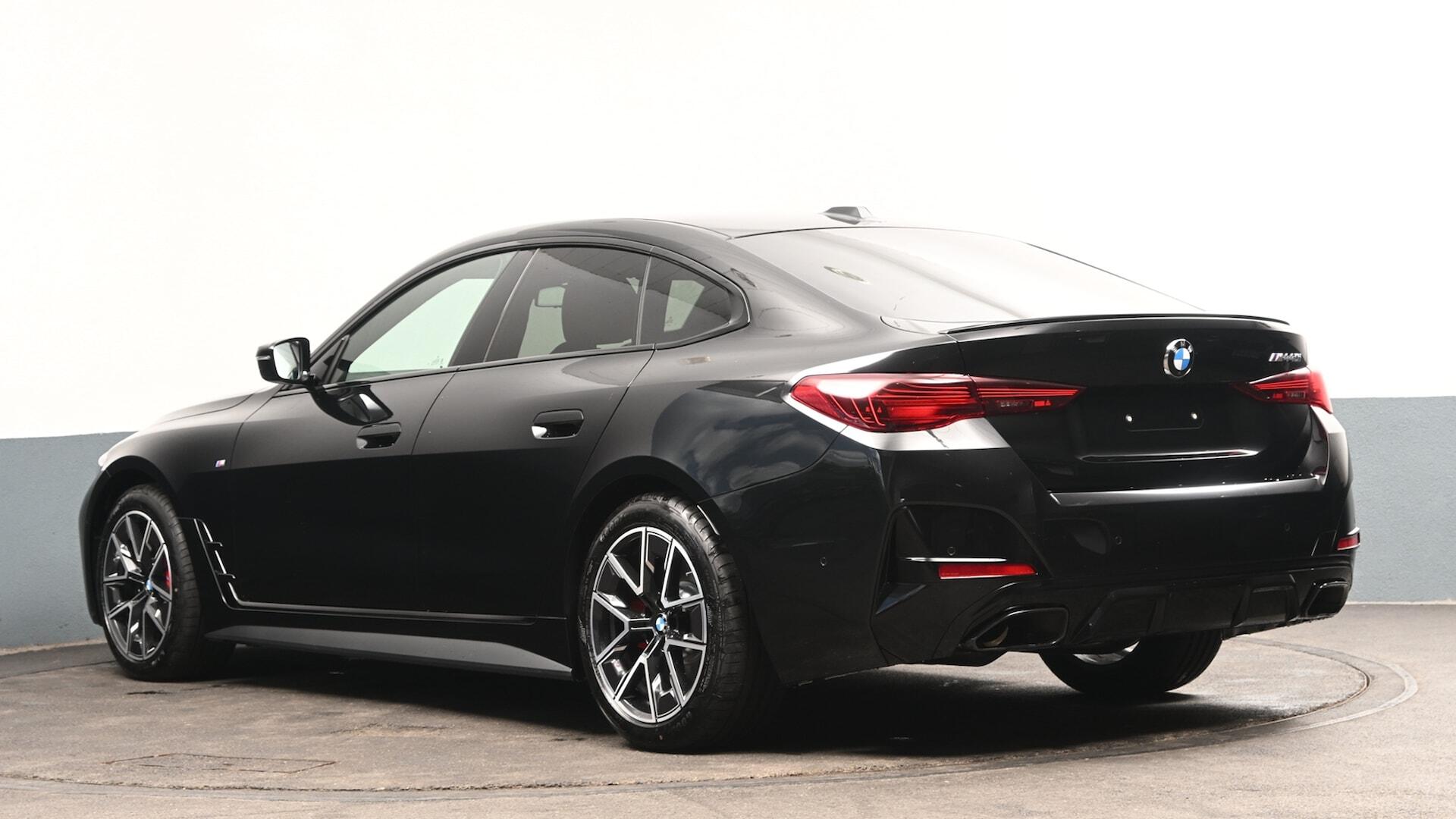 BMW 4 Series view 2
