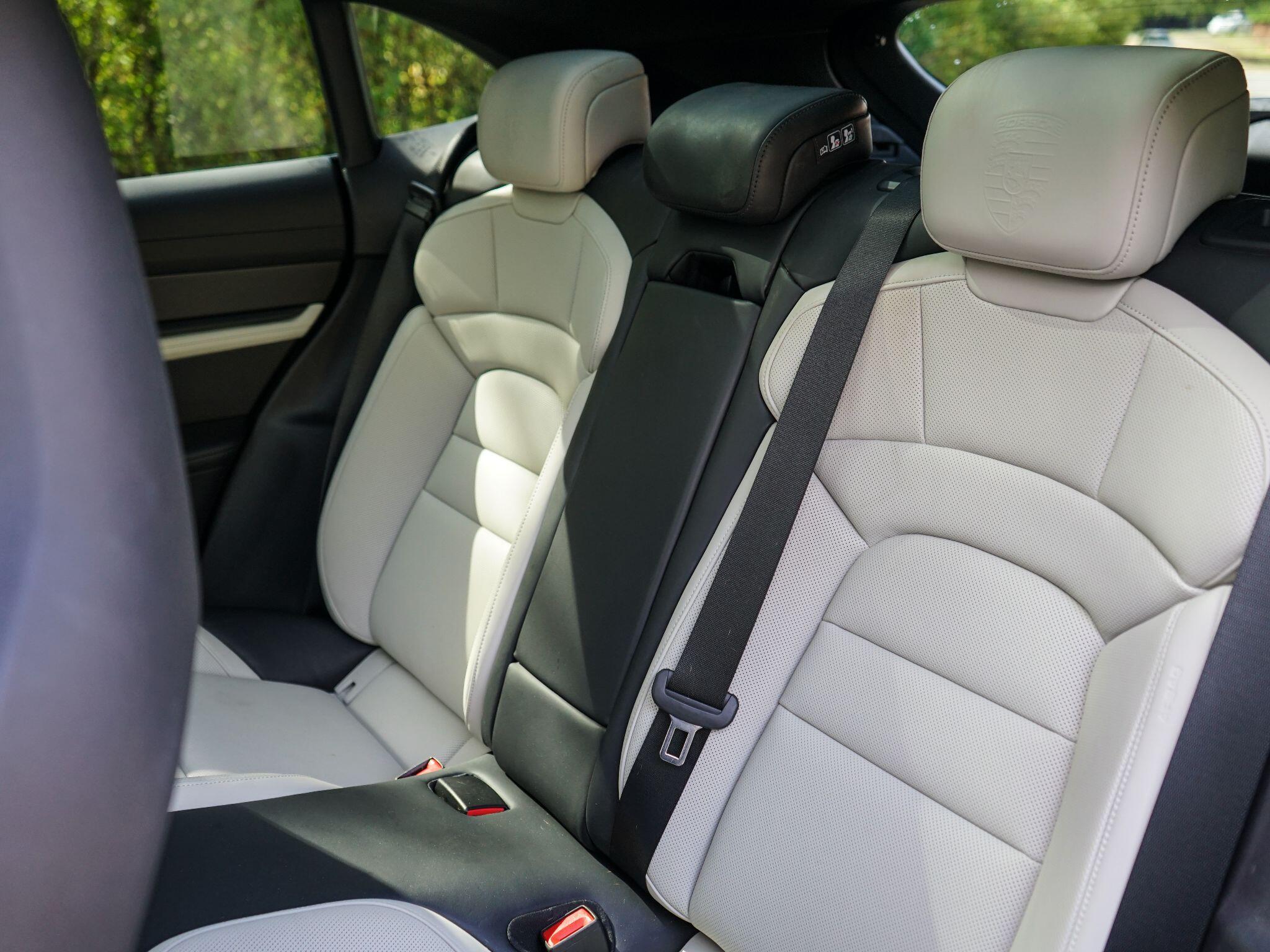 Porsche Taycan view 19