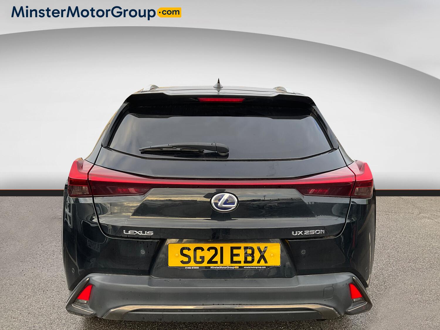 Lexus UX view 3